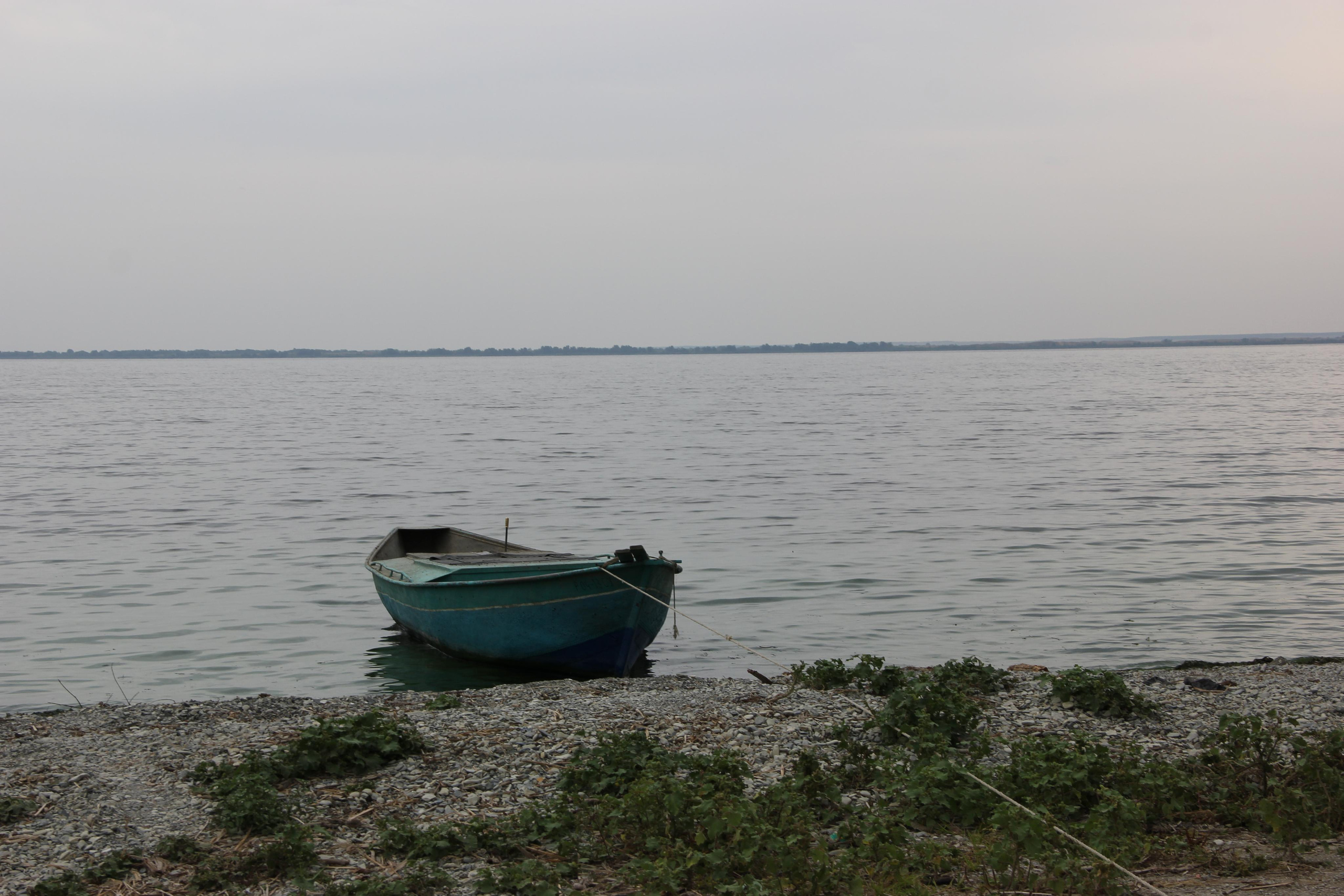 10 072 Берег, лодка. ВИЗУАЛЬНЫЕ И ЗВУКОВЫЕ РЕШЕНИЯ ДЛЯ БИЗНЕСА И СЪЁМОК ТЕЛЕТЕЛА