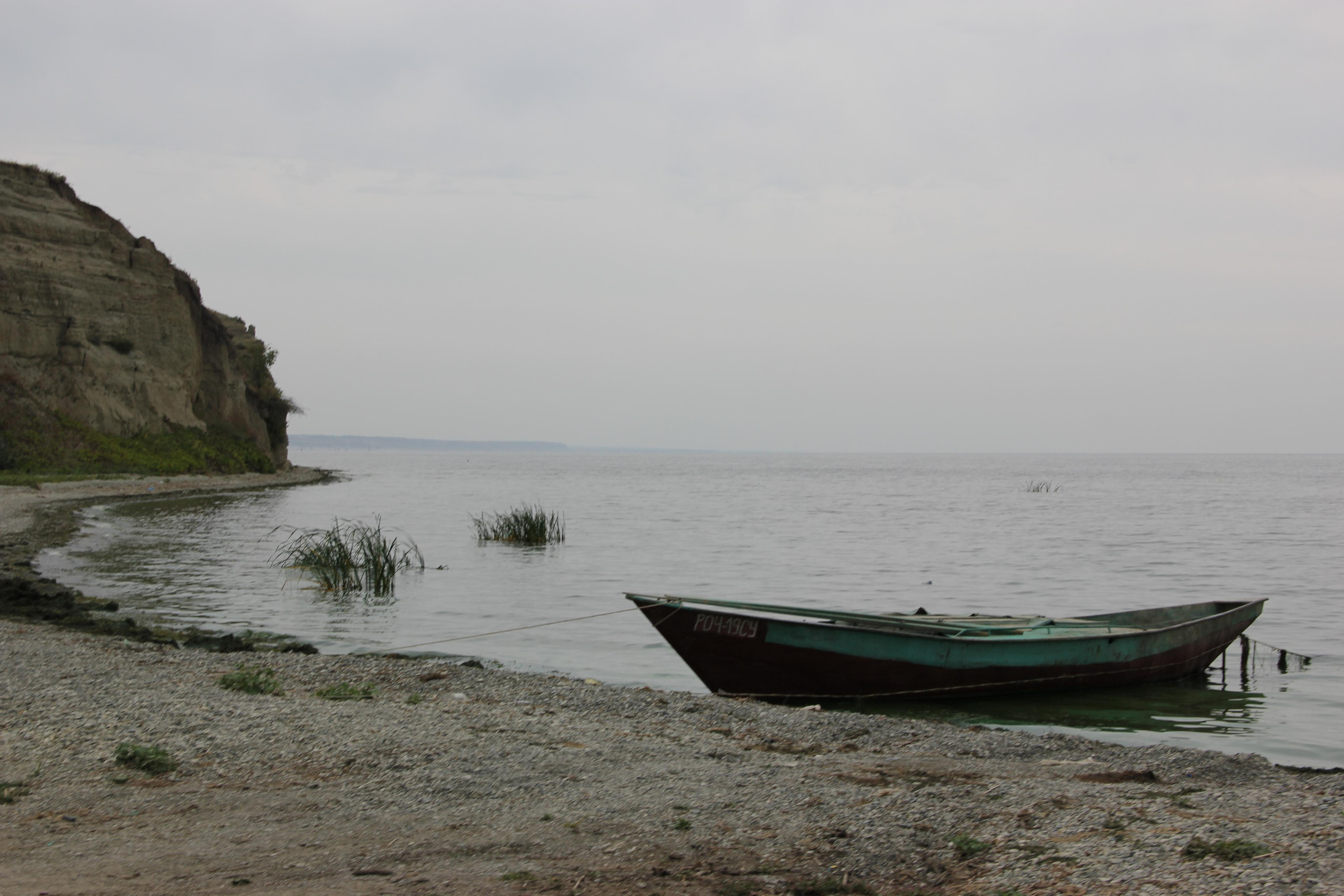 10 072 Берег, лодка. ВИЗУАЛЬНЫЕ И ЗВУКОВЫЕ РЕШЕНИЯ ДЛЯ БИЗНЕСА И СЪЁМОК ТЕЛЕТЕЛА