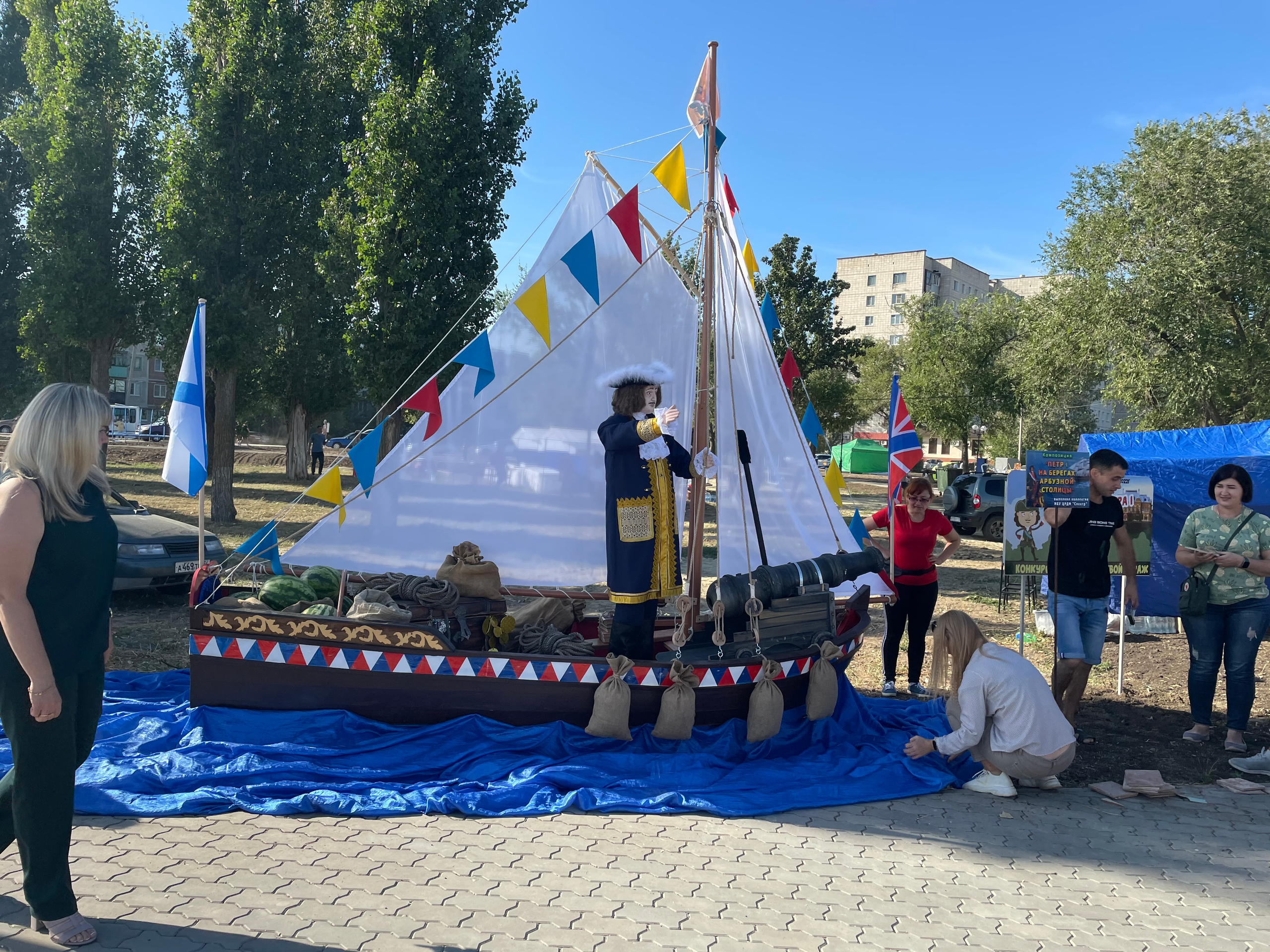 203 440 Декорация «Парусник». ВИЗУАЛЬНЫЕ И ЗВУКОВЫЕ РЕШЕНИЯ ДЛЯ БИЗНЕСА И СЪЁМОК ТЕЛЕТЕЛА