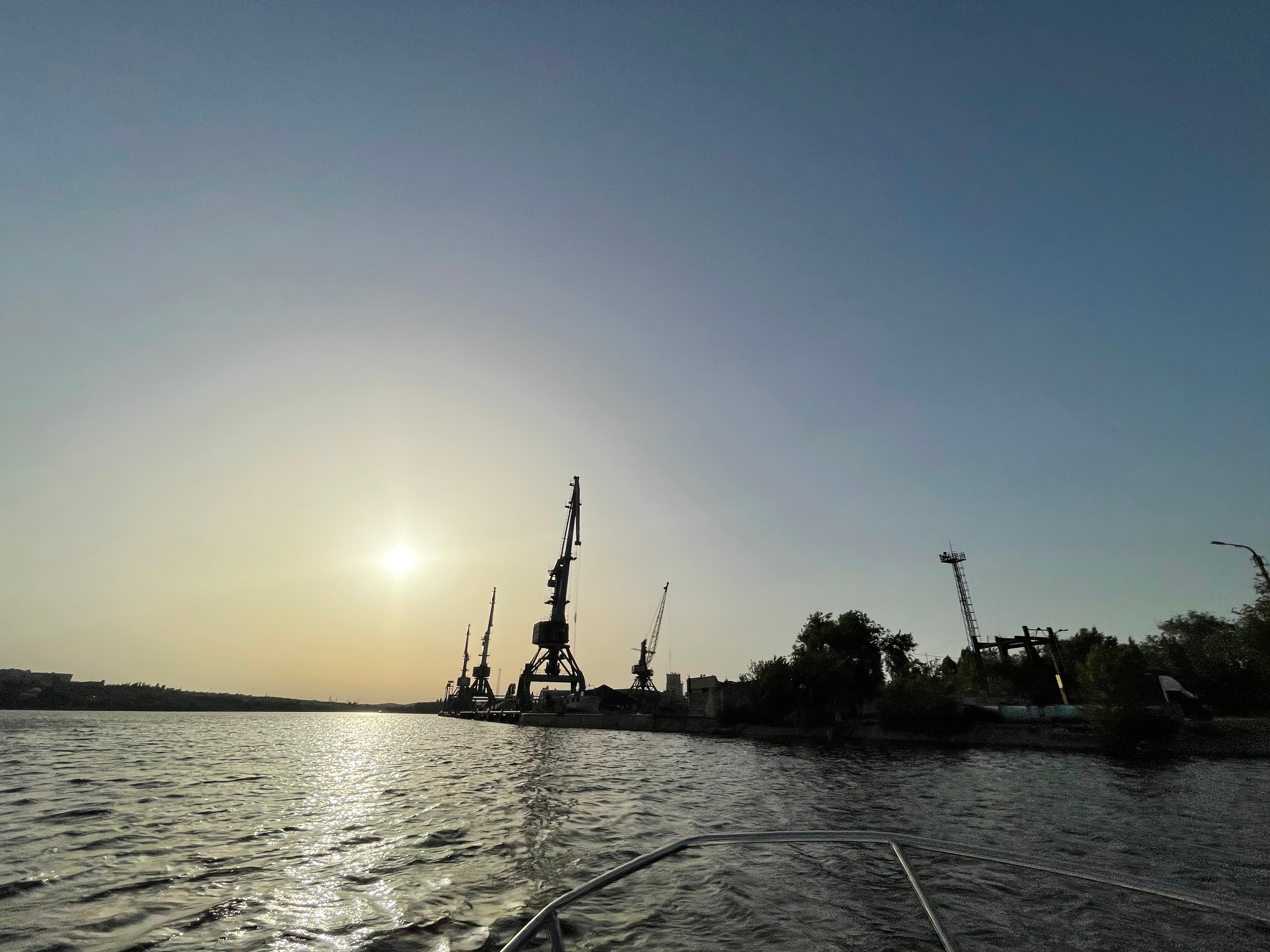 100 100 Картина. ВИЗУАЛЬНЫЕ И ЗВУКОВЫЕ РЕШЕНИЯ ДЛЯ БИЗНЕСА И СЪЁМОК ТЕЛЕТЕЛА