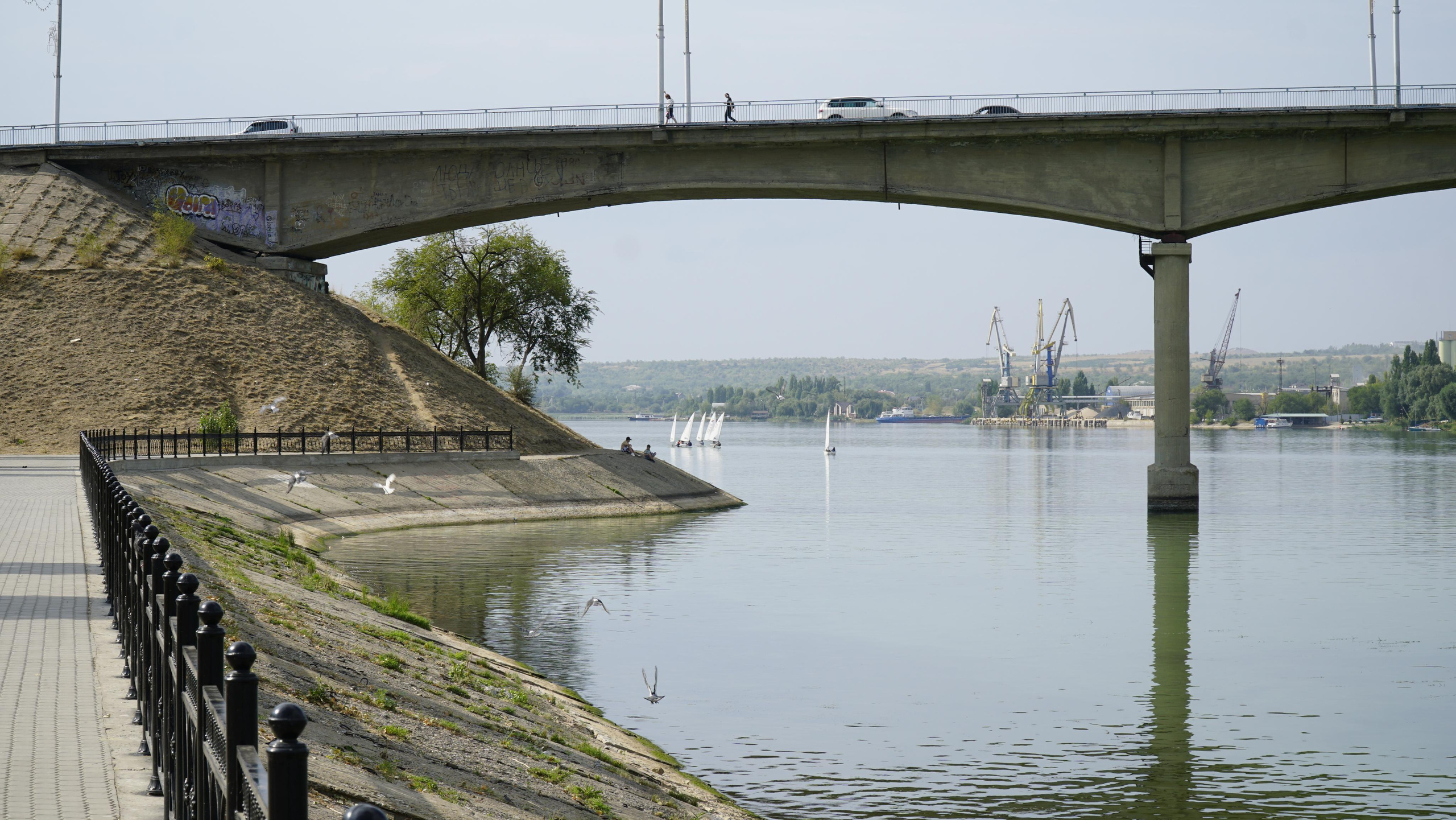 20 229 Мост, парусники. ВИЗУАЛЬНЫЕ И ЗВУКОВЫЕ РЕШЕНИЯ ДЛЯ БИЗНЕСА И СЪЁМОК ТЕЛЕТЕЛА