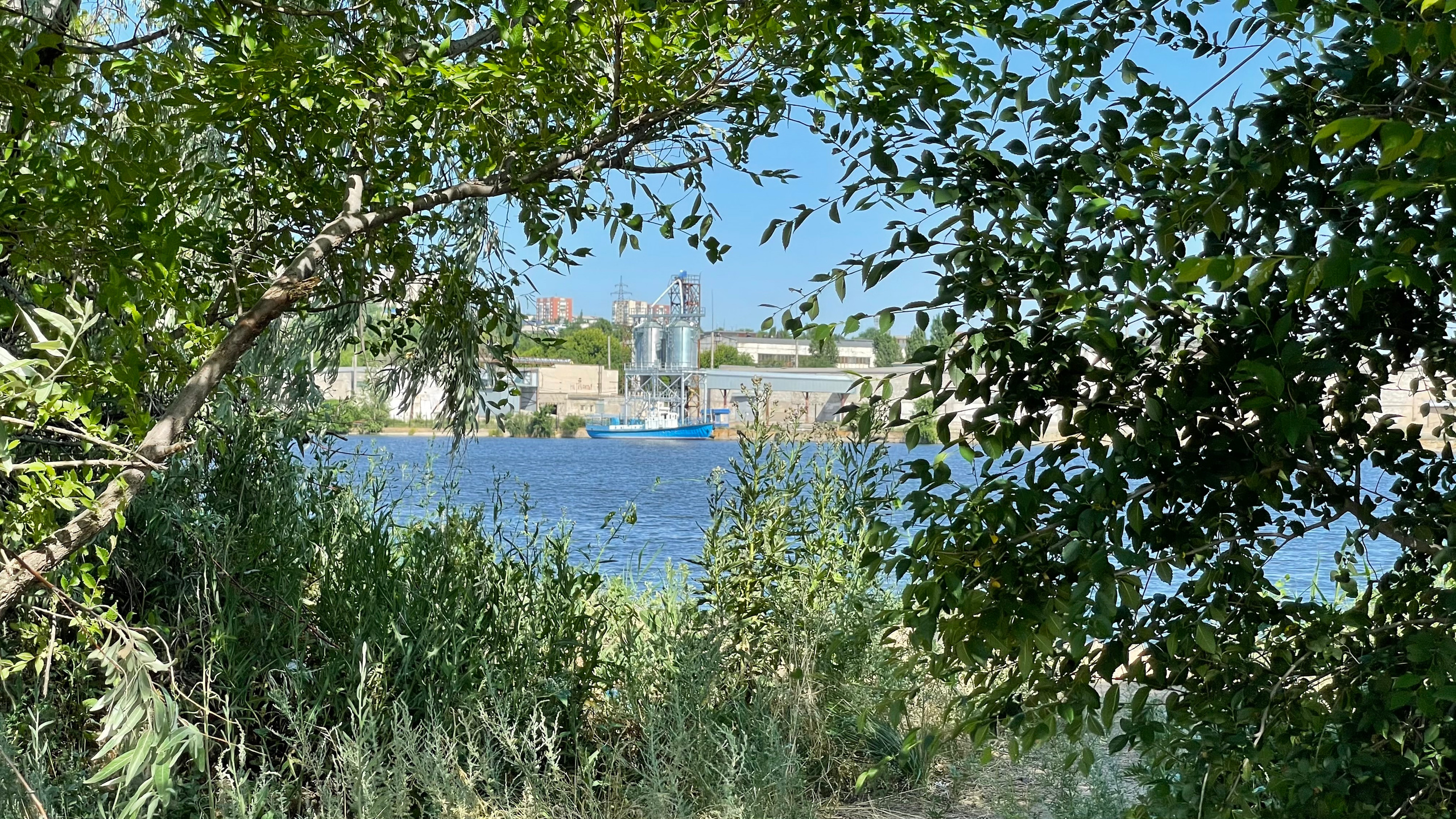 10 046 Берег. ВИЗУАЛЬНЫЕ И ЗВУКОВЫЕ РЕШЕНИЯ ДЛЯ БИЗНЕСА И СЪЁМОК ТЕЛЕТЕЛА