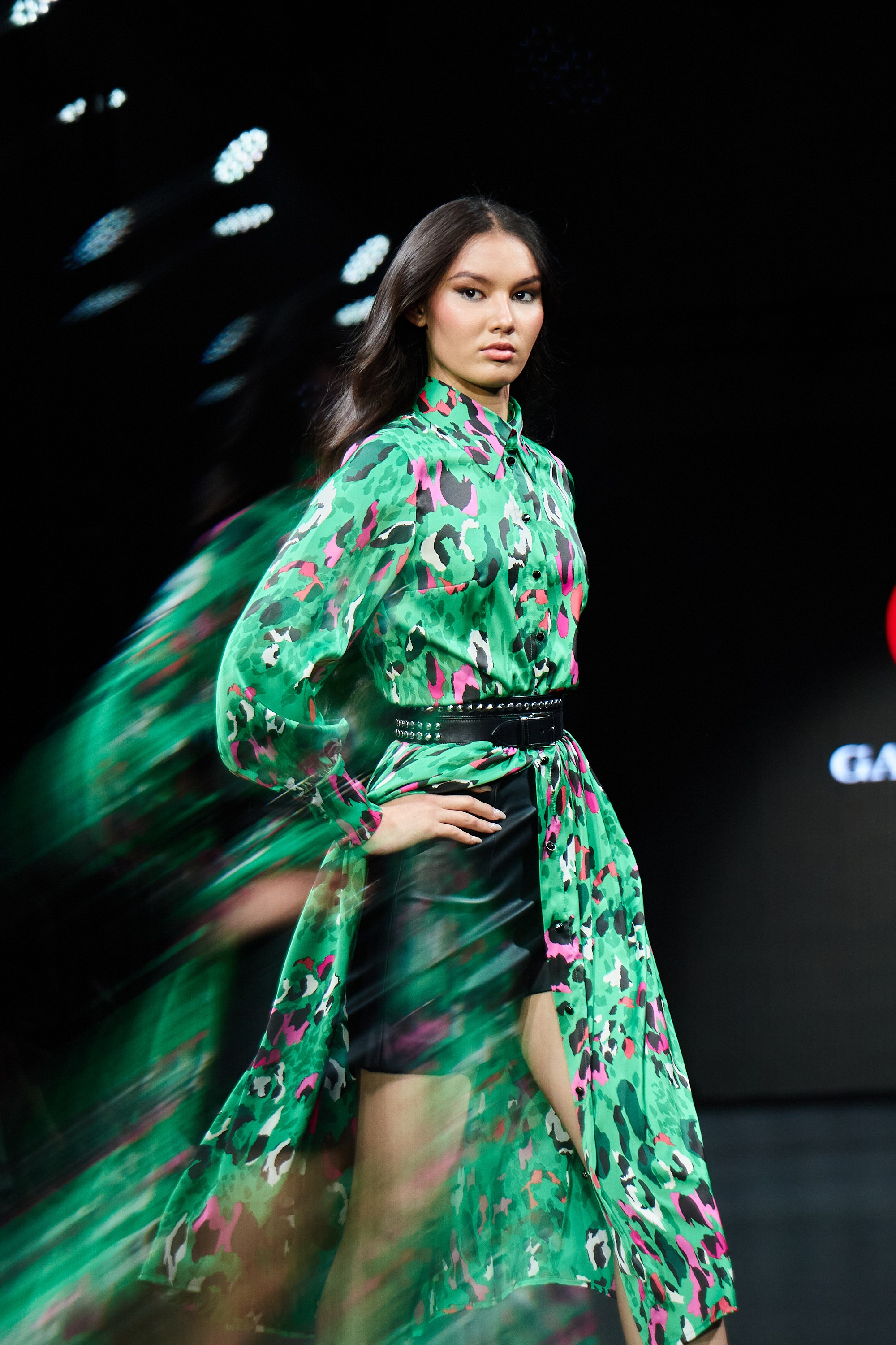 Sochi Fashion Week май 2026. Профессиональный фотограф в Сочи Виктория Джой. Обучение