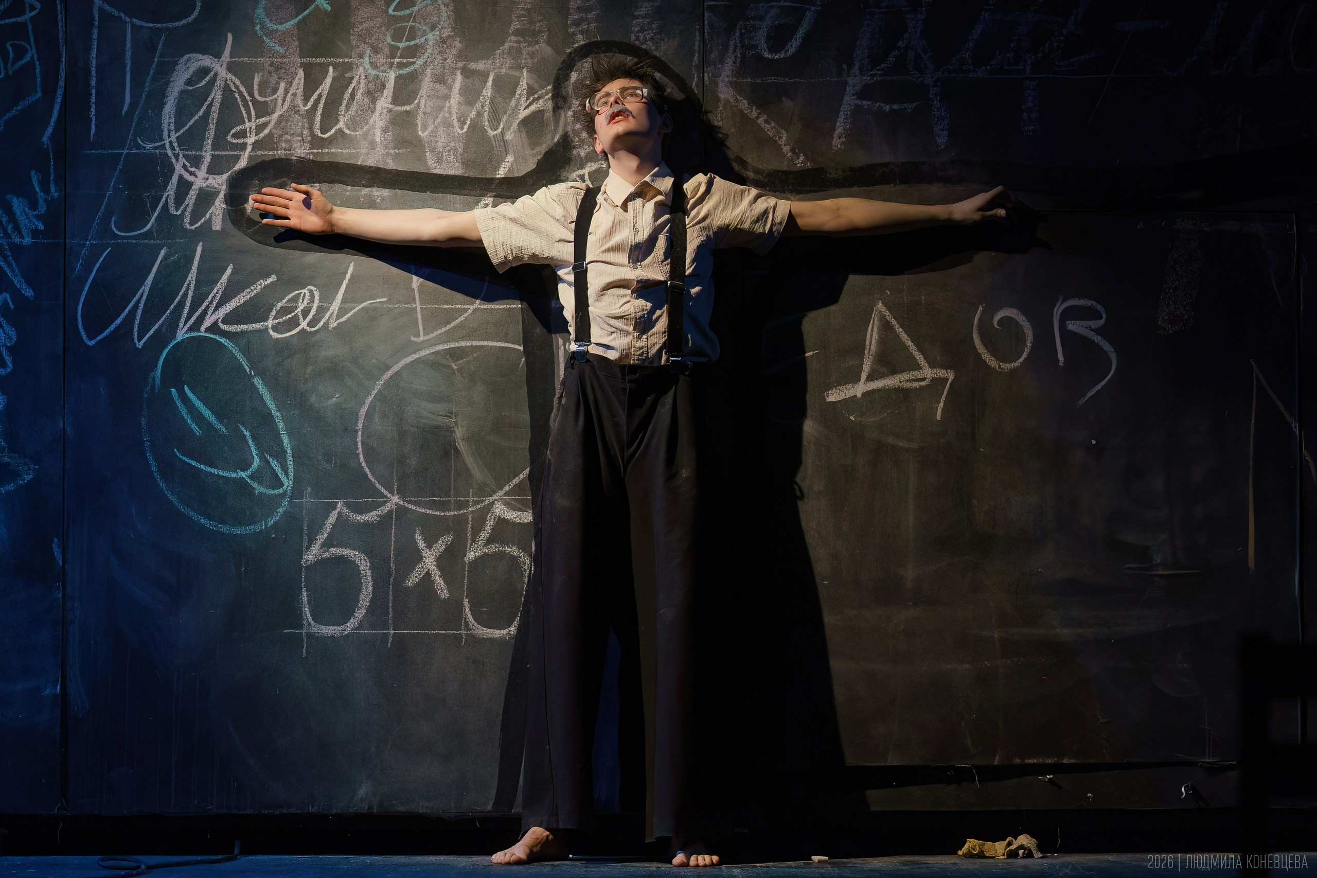 Спектакль «Школа для дураков», ГИТИС, мастерская Олега Кудряшова. Режиссер Ксения Горяинова. Театральная фотография