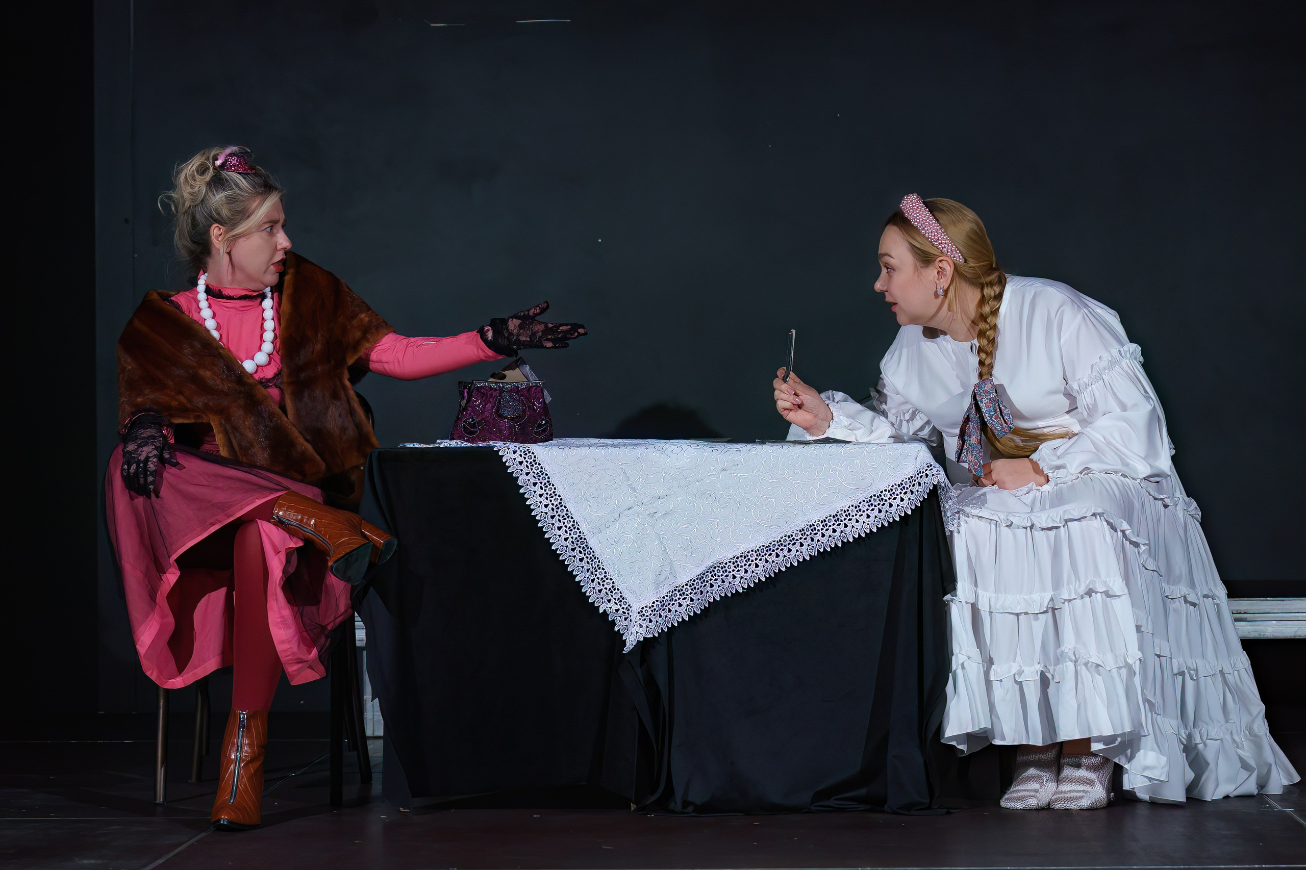 Отрывки из пьес. Продвинутые курсы по обучению актерскому мастерству. Театральная фотография