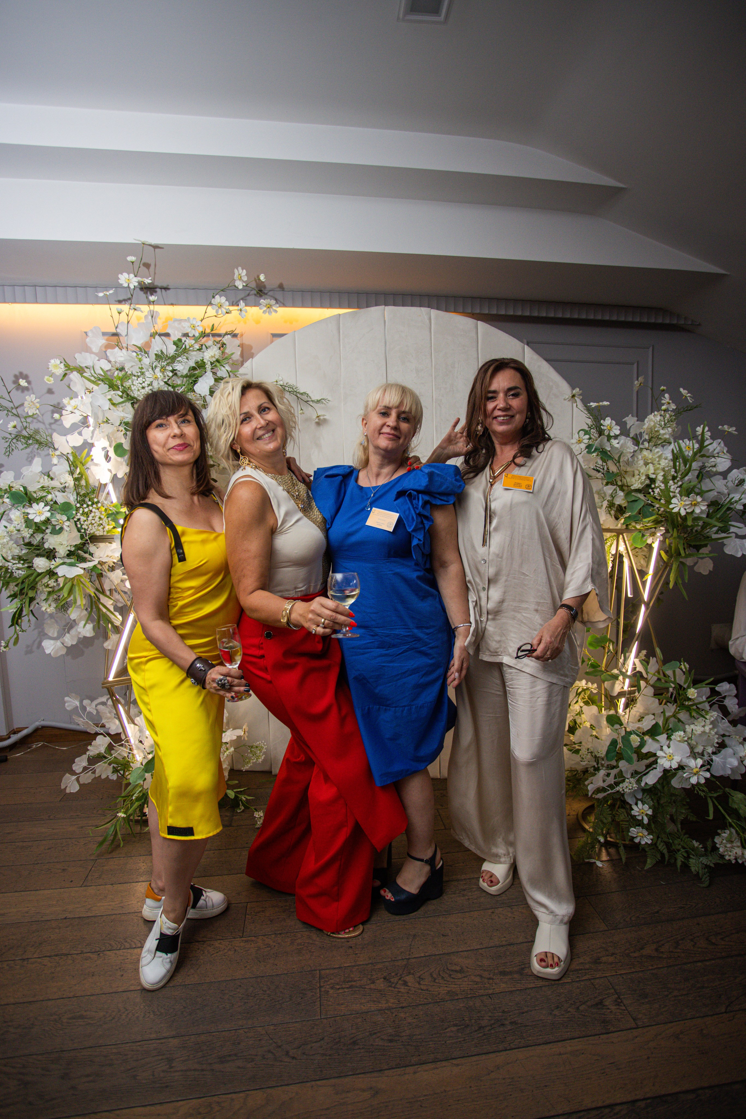 Встреча выпускников. Стоматологи СПб. Семейный фотограф в Вышнем Волочке — Ульяна Иванова | Фотосессии для всей семьи