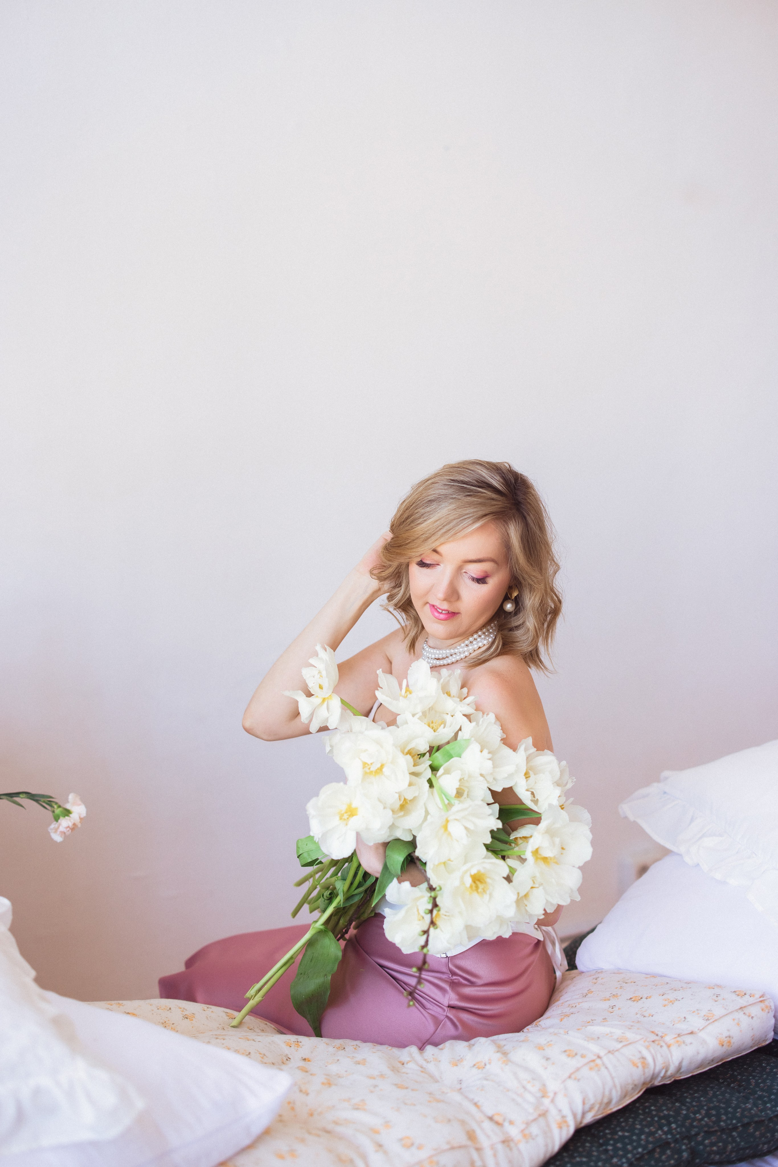 Фотосессия с живыми цветами в фотостудии г. Краснодар. Семейный и детский фотограф в Краснодаре Анна Трашкова