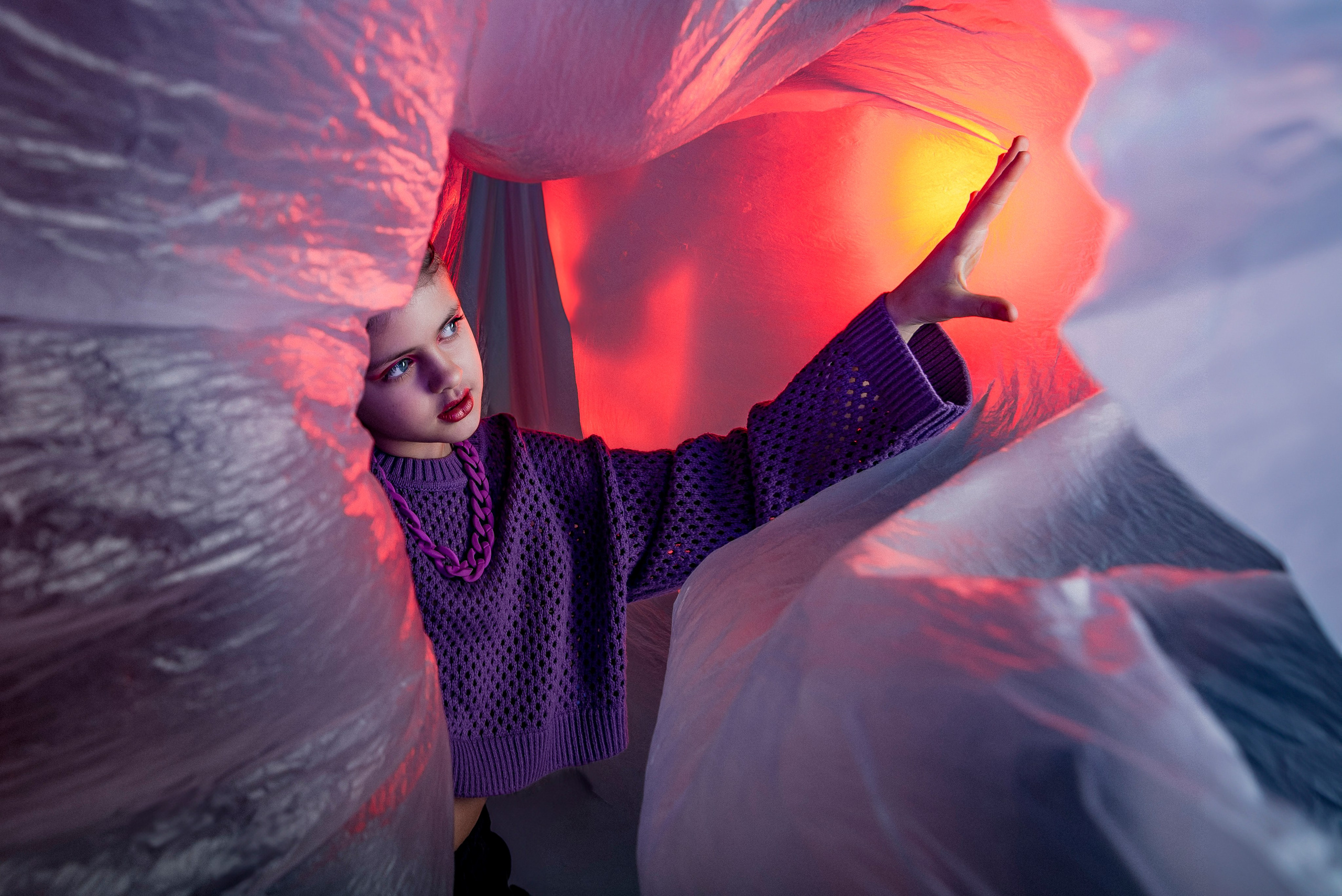 неоновая фотосессия в студии в сочи