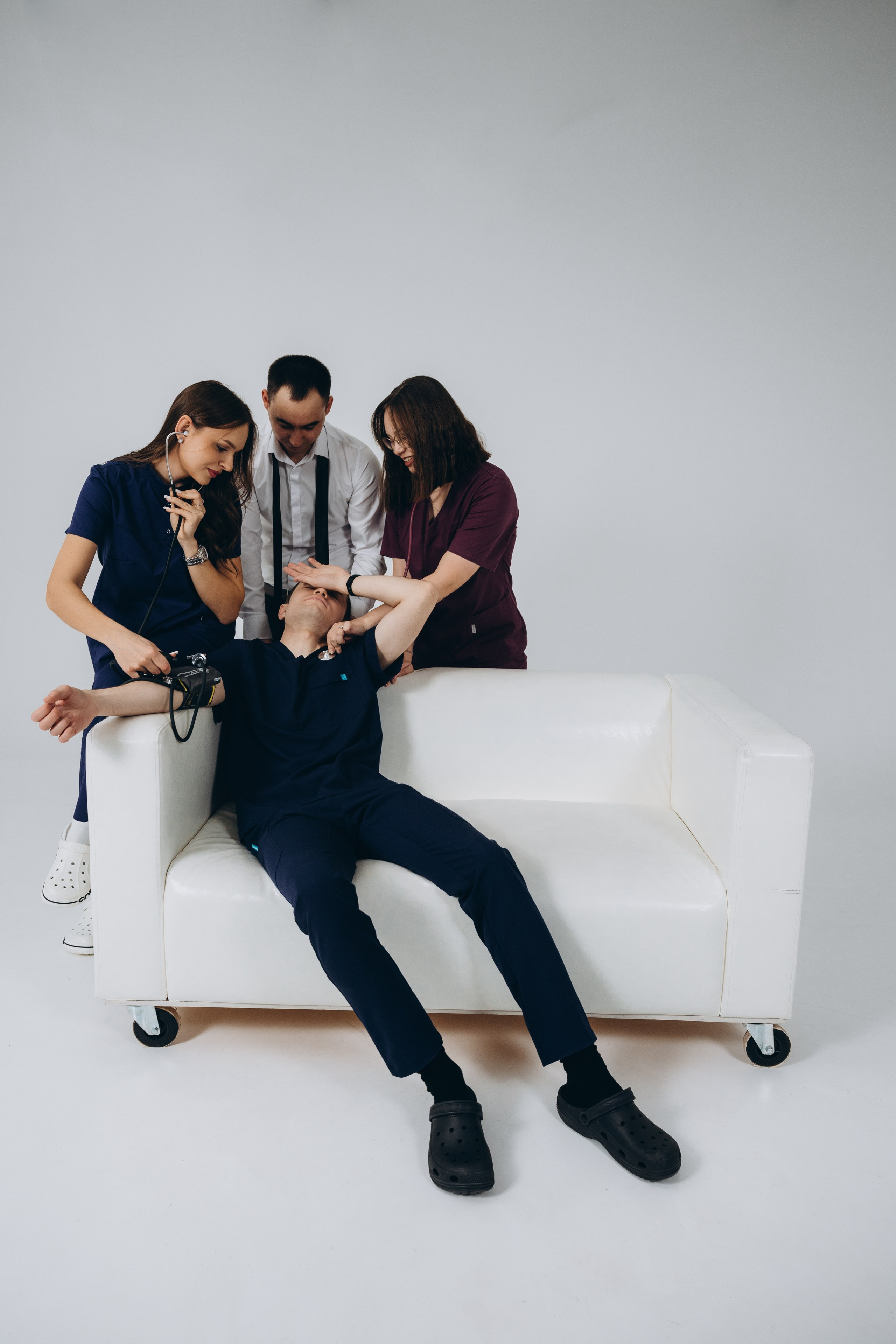 Съёмка для выпускников меда. Свадебный, семейный фотограф в Иркутске Светлана Макаричева