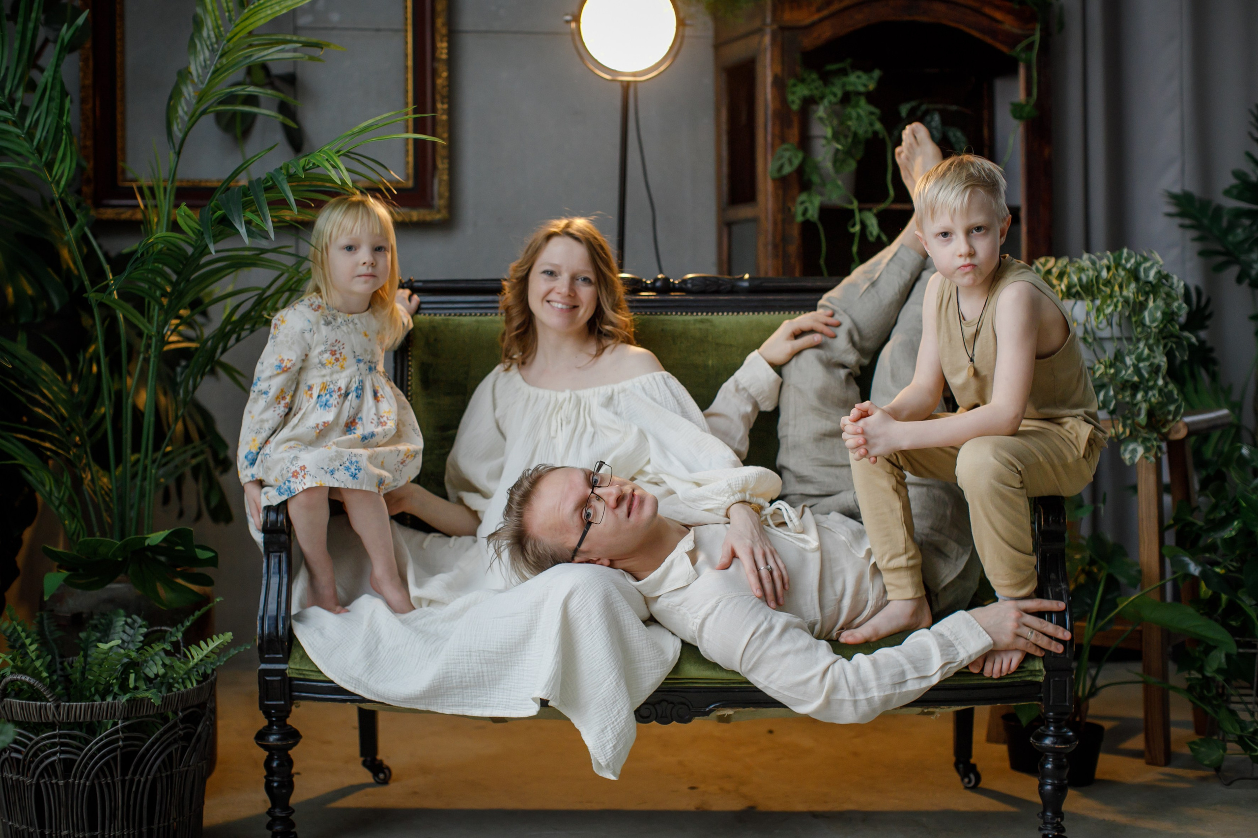 Семейное. Анюта, Даня и дети. Школьные альбомы, Семейные съемки, Портреты, Фотограф Елена Кузнецова