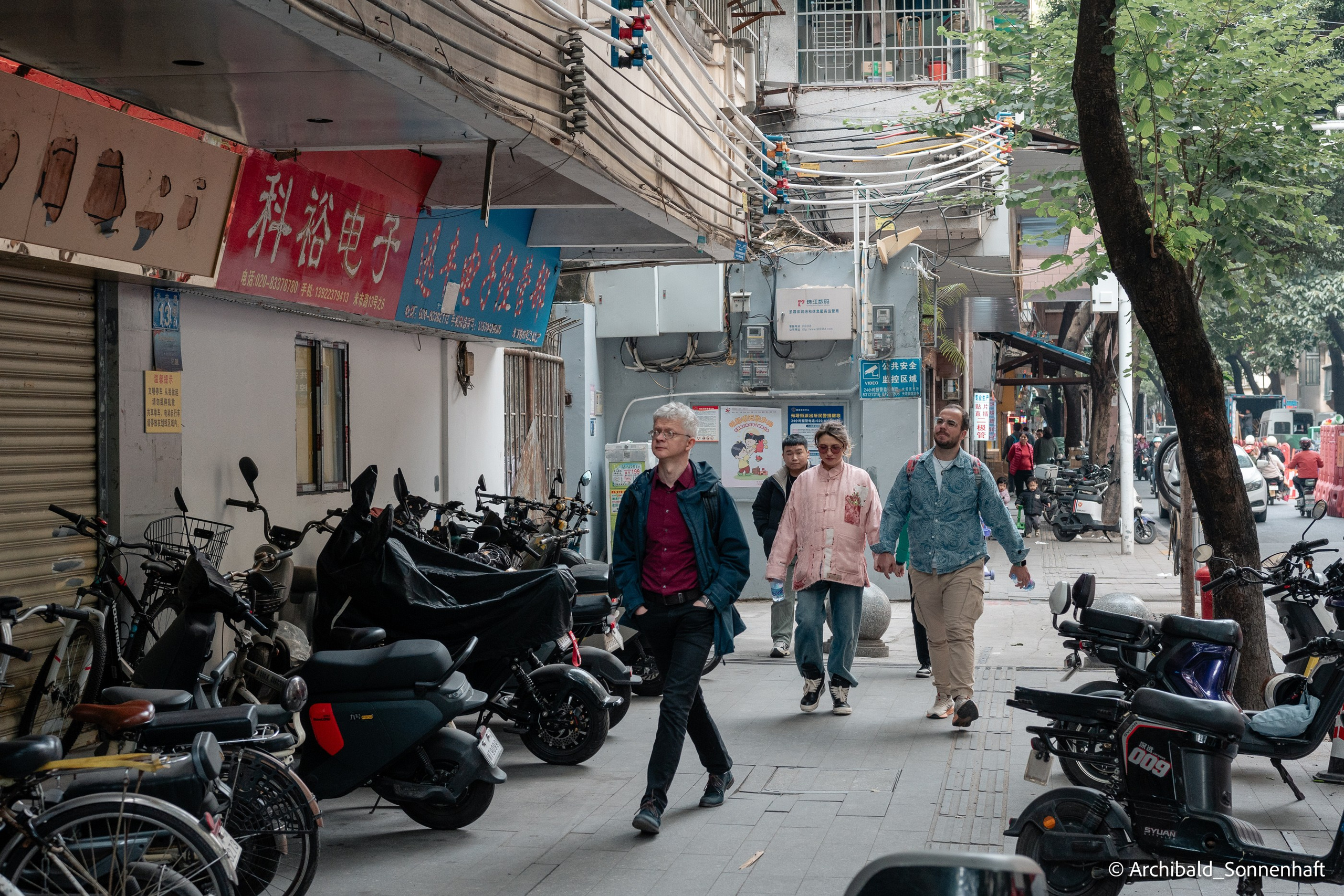 Yuexiu district in Guangzhou. Photographer in Guangzhou, China. Archibald Sonnenhaft
