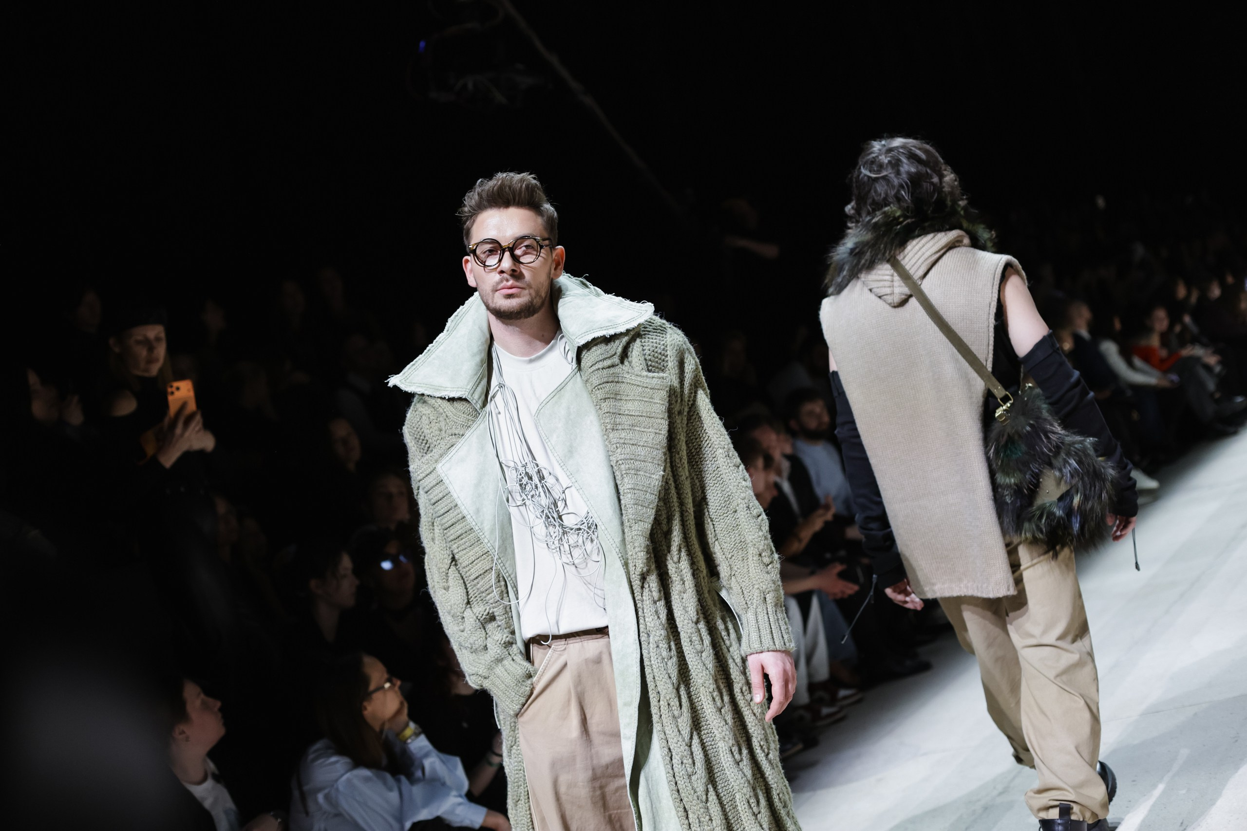 Показ IGOR GULYAEV — Moscow Fashion Week 19/03. Jane Kudryavtseva | MODEL PHOTO, PORTRAIT & EVENTS