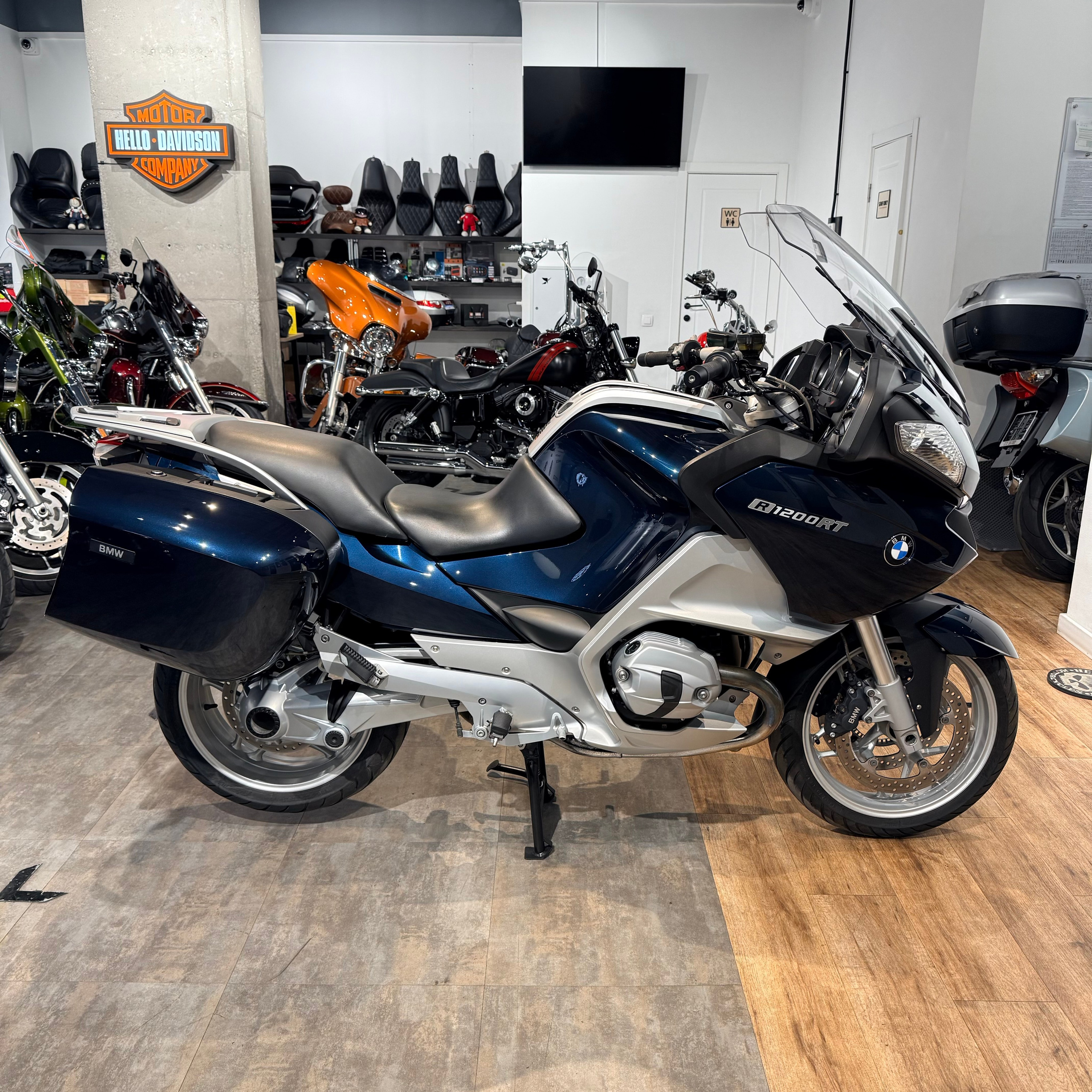 2013 ВMW R1200RТ Navy Blue (VIN WB10*7384). Hello Davidson, Москва. Только хорошие мотоциклы…