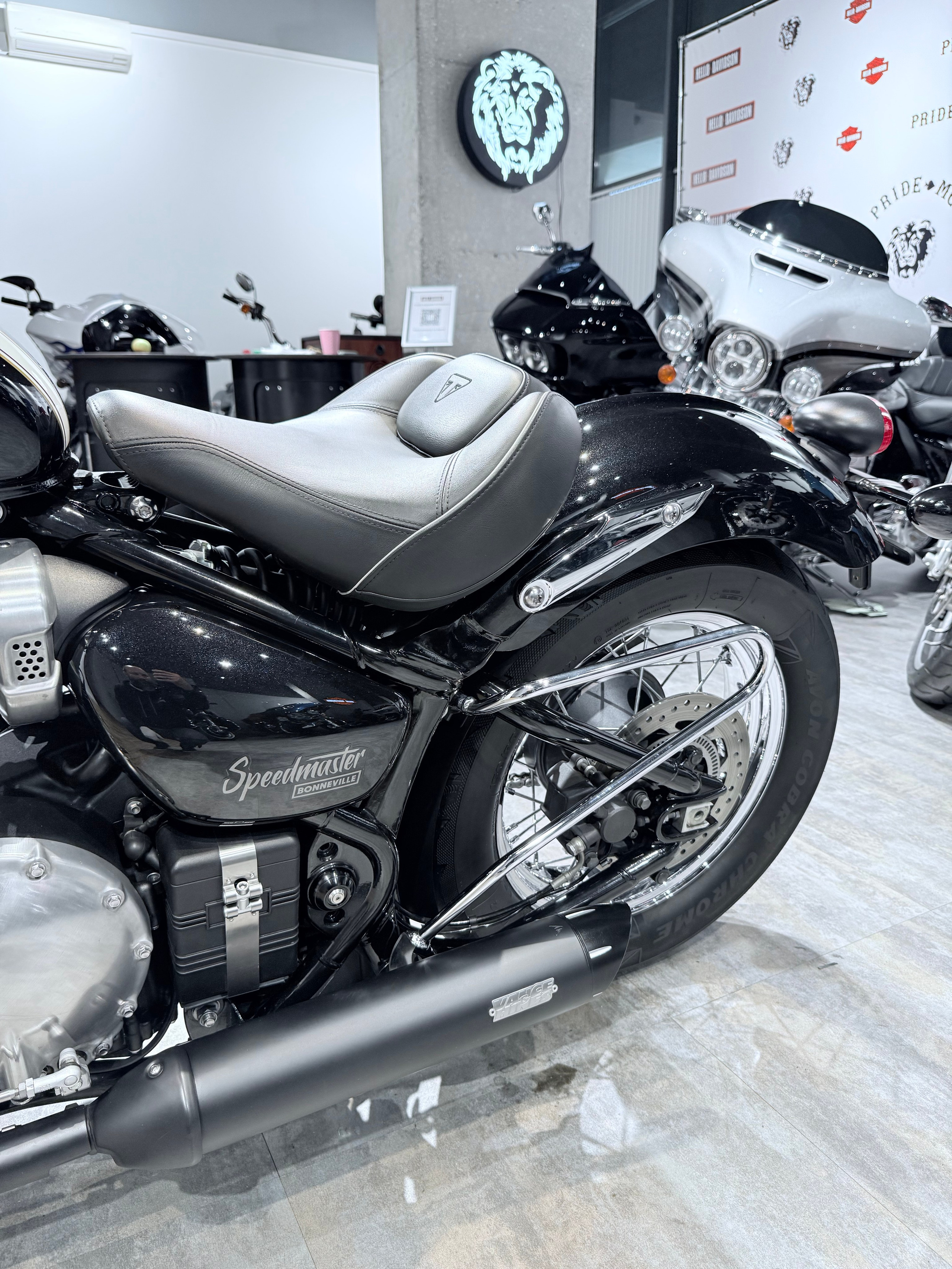 2019 Bonneville Speedmaster Bobber. Hello Davidson, Москва. Только хорошие мотоциклы…