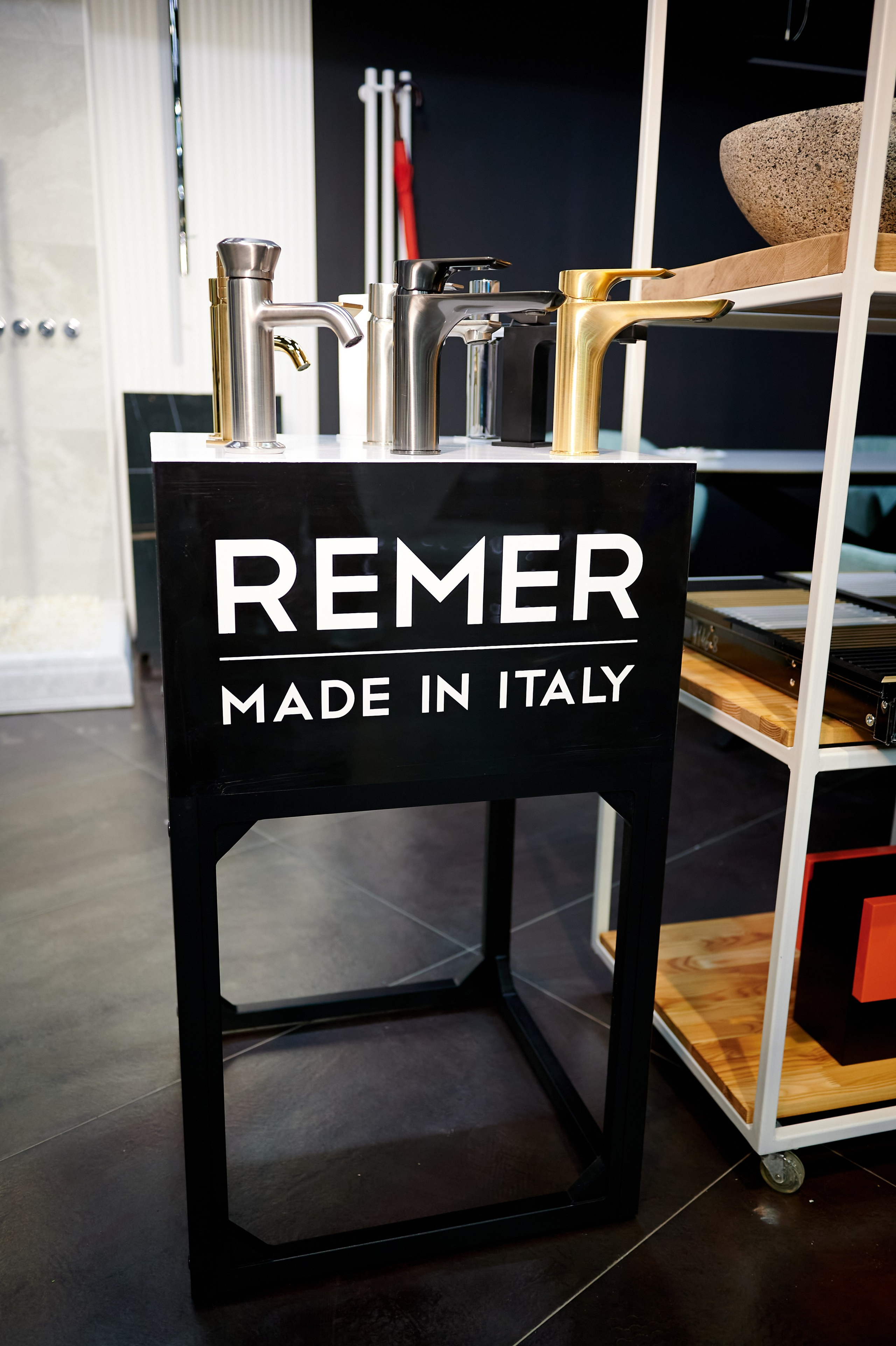 «Remix» открытие студии сантехники. Профессиональный репортажный фотограф в Самаре Никита Королев