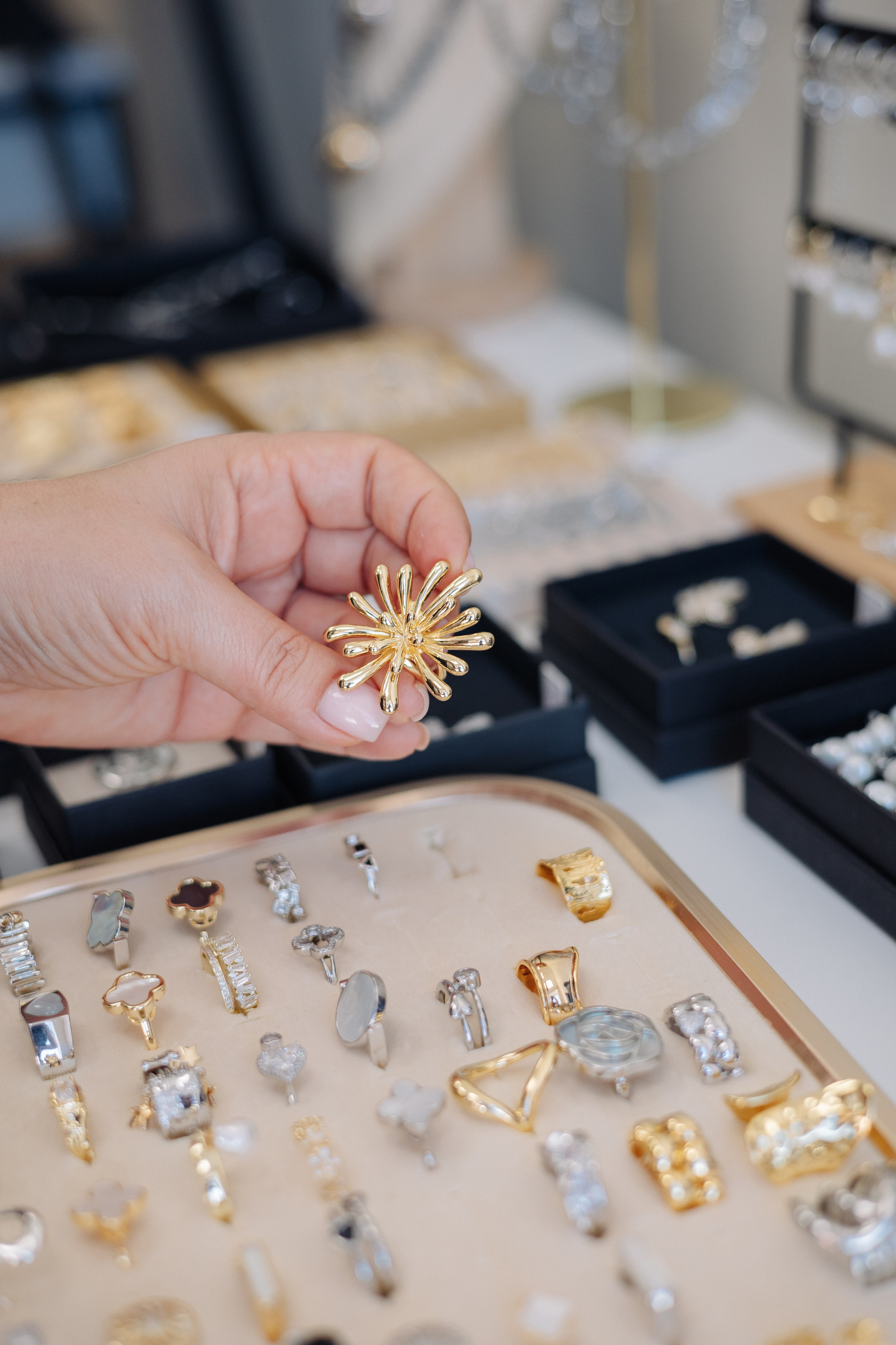 Song of Stones открытие шоурума Олеси Зверевой. Психолог, фотограф Мария Черницкая