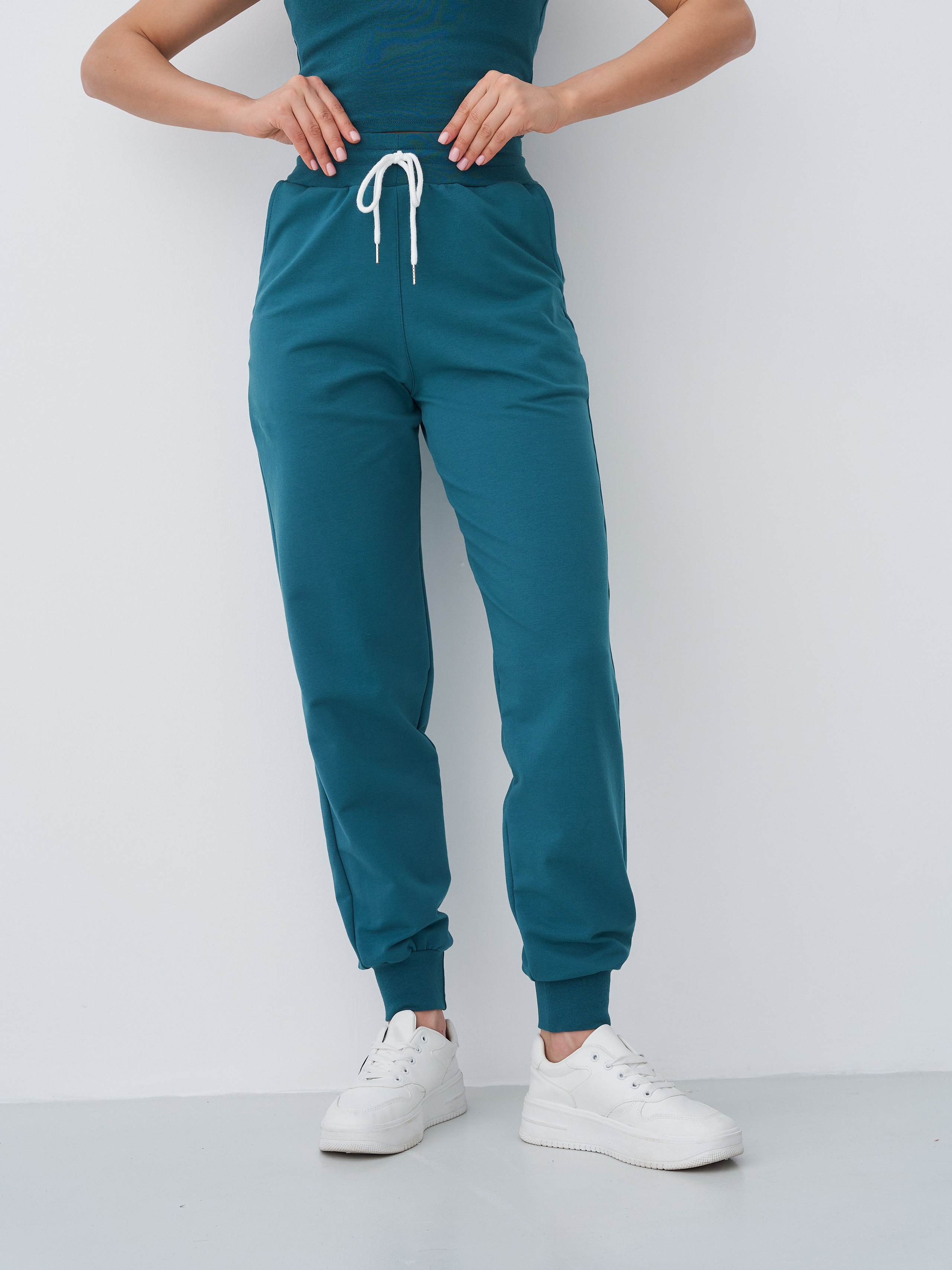 Настя Д. Контент для маркетплейсов и соцсетей. Фото и видео съемка