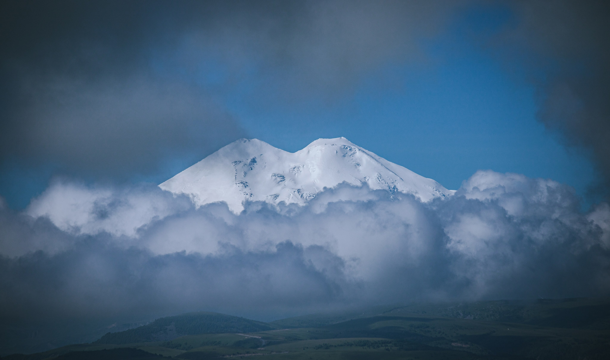 Карачаево-Черкесская Республика. Фотограф. Пейзажи, макро, портреты. Город Енакиево, без границ в съёмке