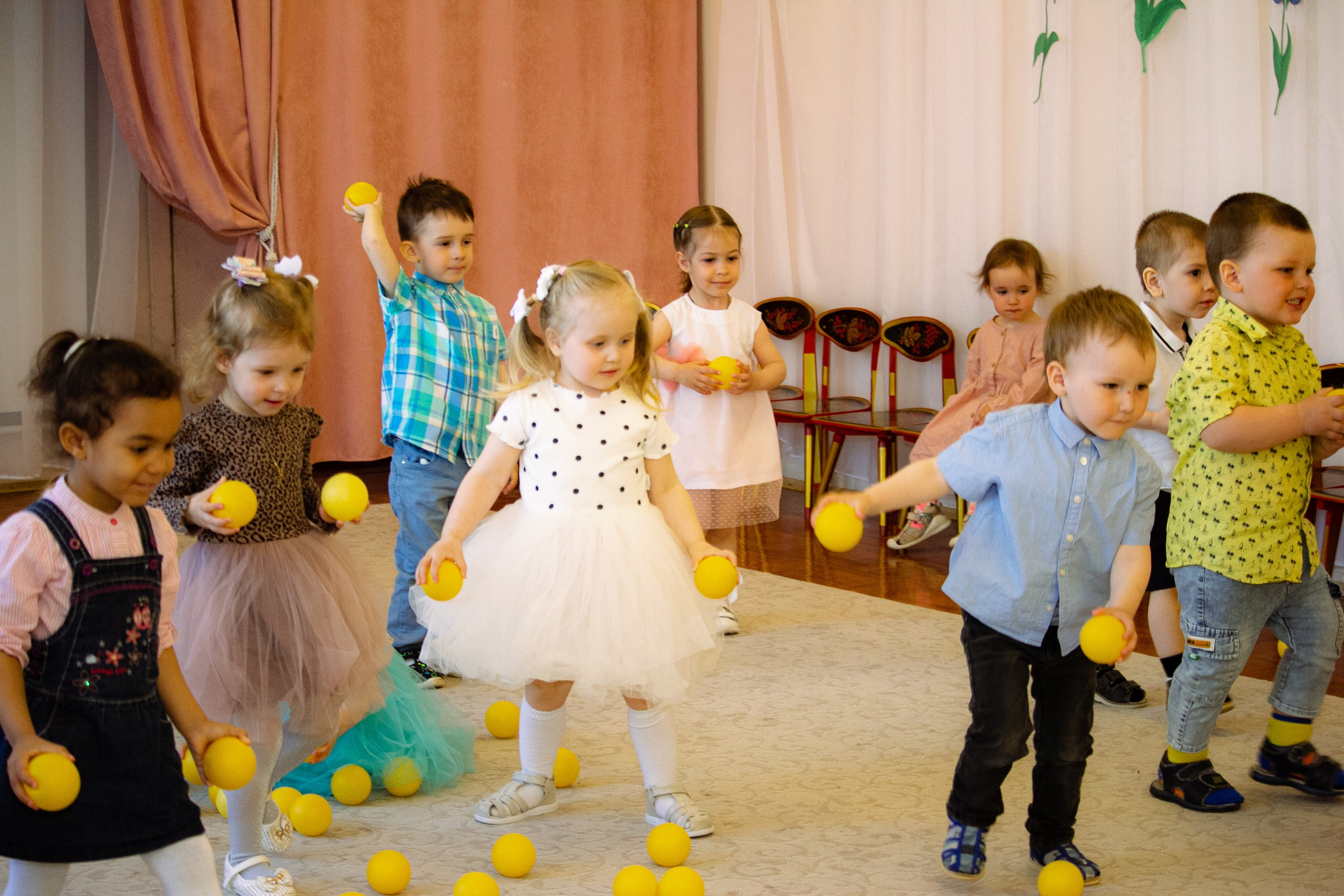 Утренник в яслях. Фотограф Великий Новгород Татьяна Чиглинцева