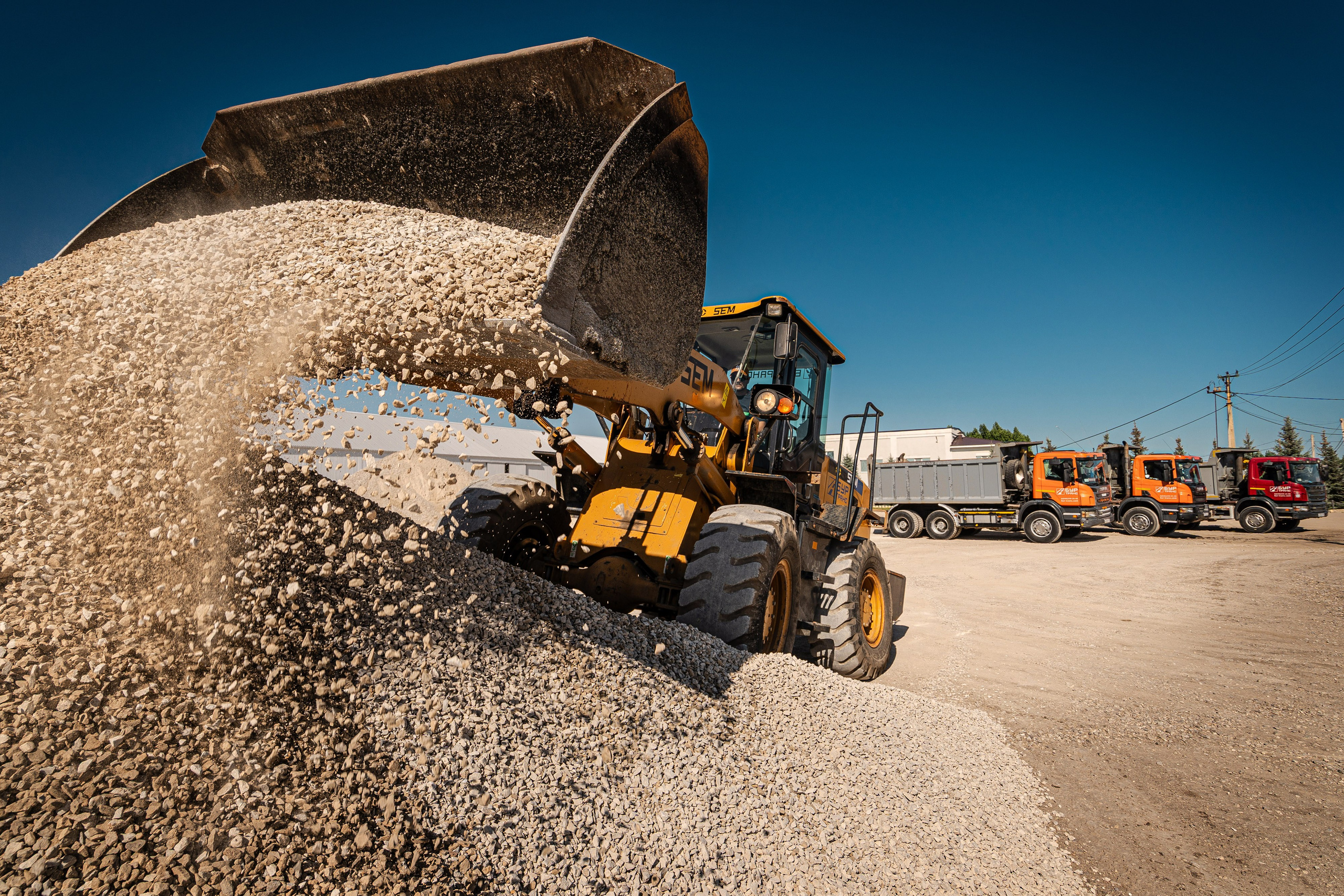 Подготовка щебня к погрузке