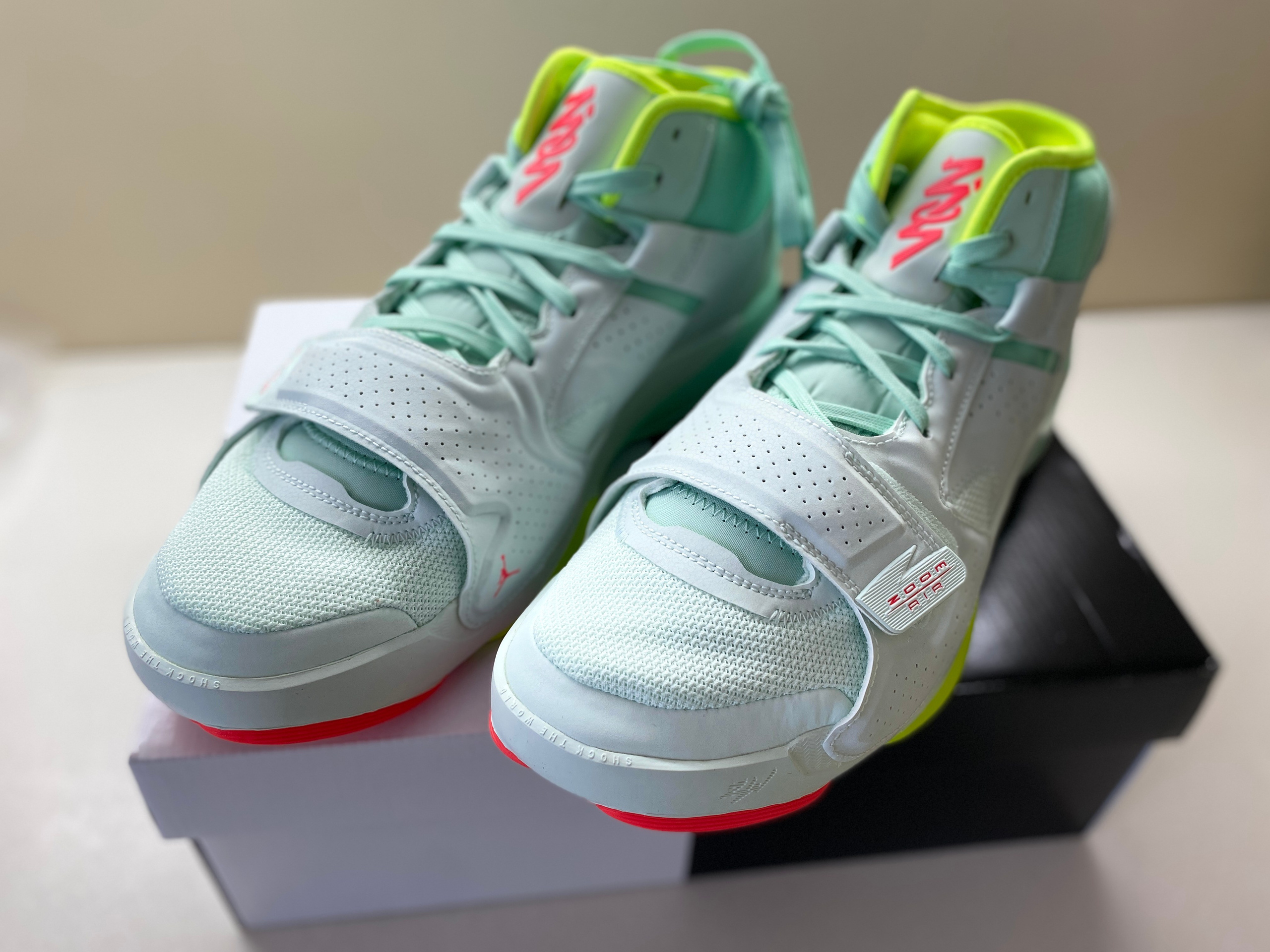 Спортивная обувь. Ваш байер во Франции