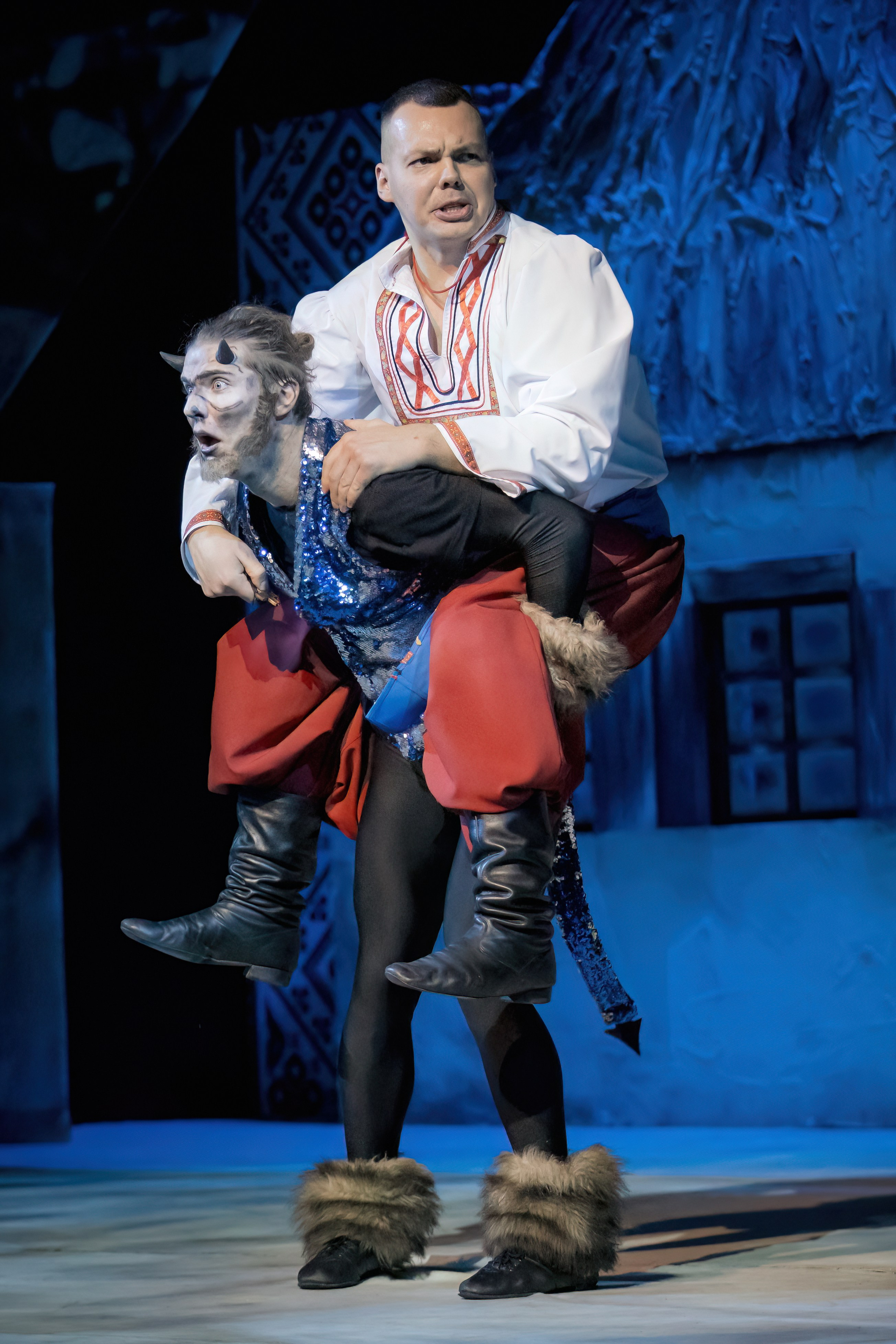 Спектакль «Ночь перед рождеством». Марк Шишкин — репортажный фотограф в Воронеже и России