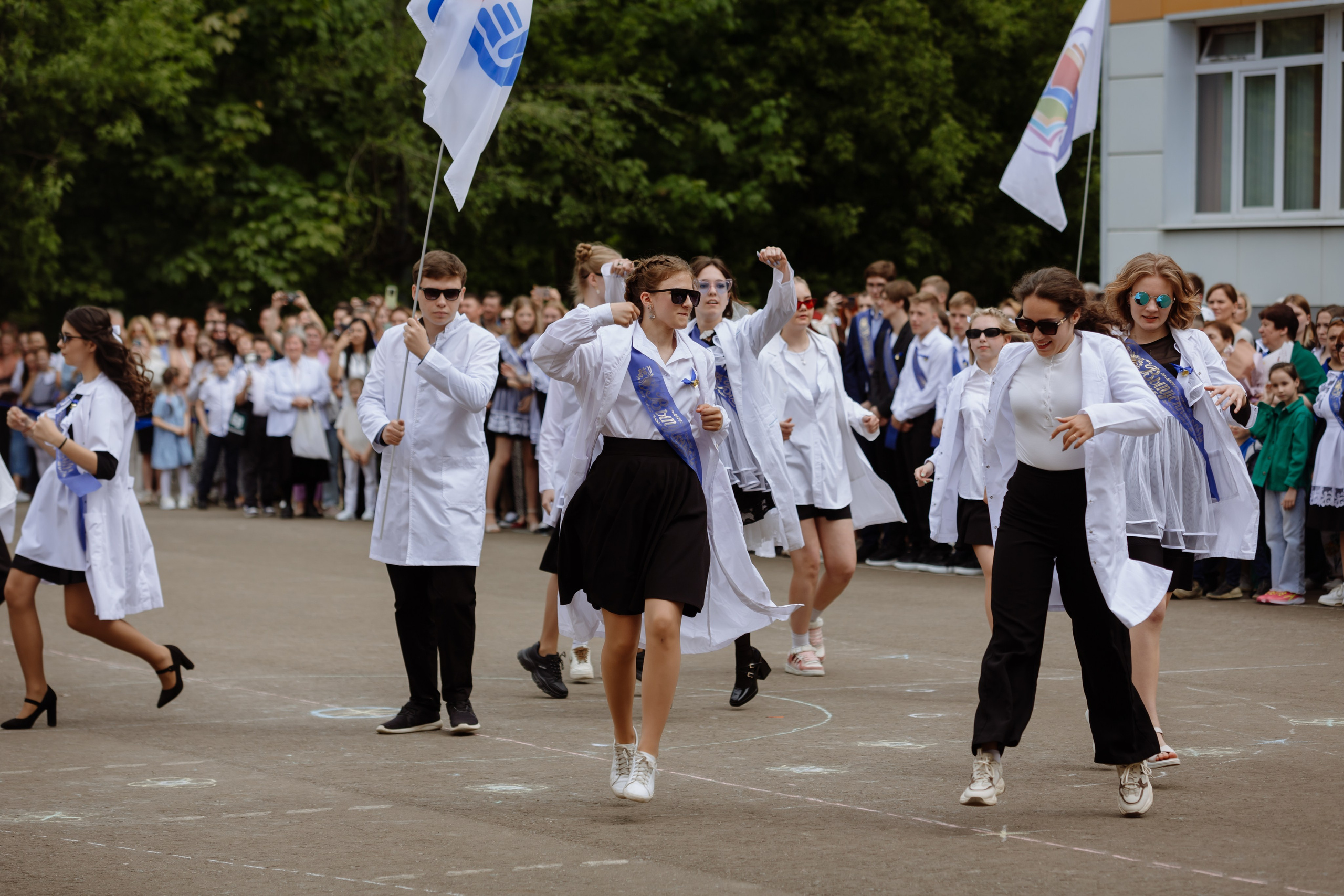 Последний звонок 2024 (3 часа фотосъемки). Профессиональный фотограф Надежда Антонова