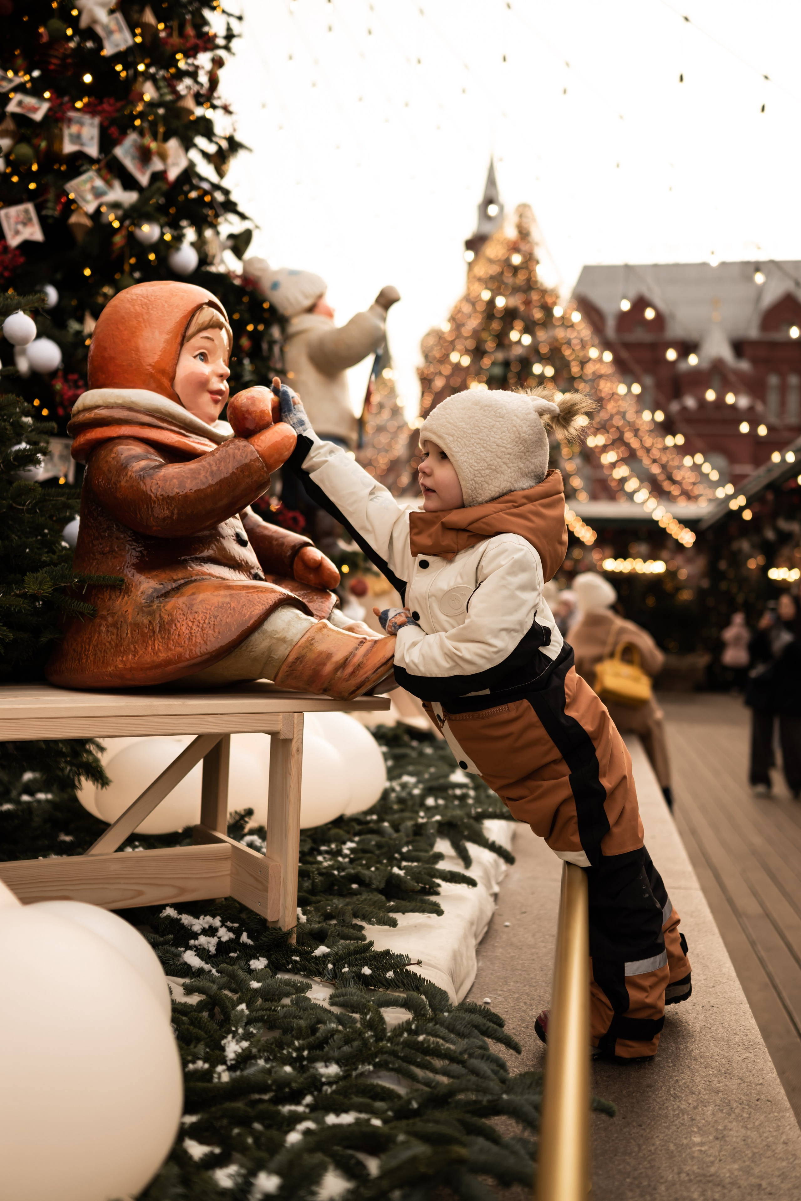 Ретро прогулка по красной площади. Фотограф Ксения Огородова портфолио