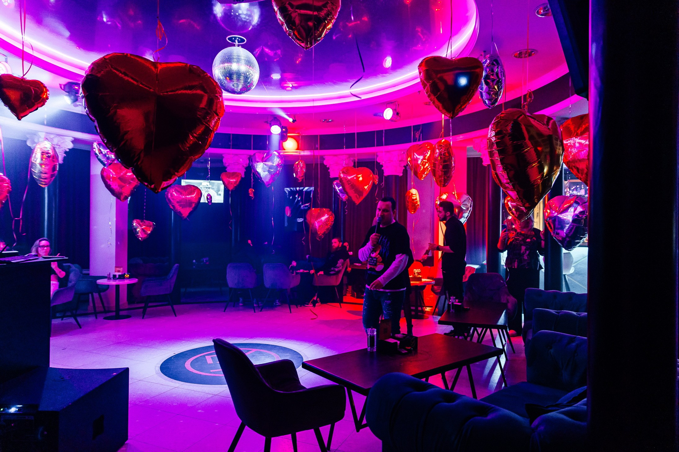 День Влюблённых в лаунж-баре Major 2024. Свадебный, семейный и детский фотограф в Калининграде Елена Кравцова