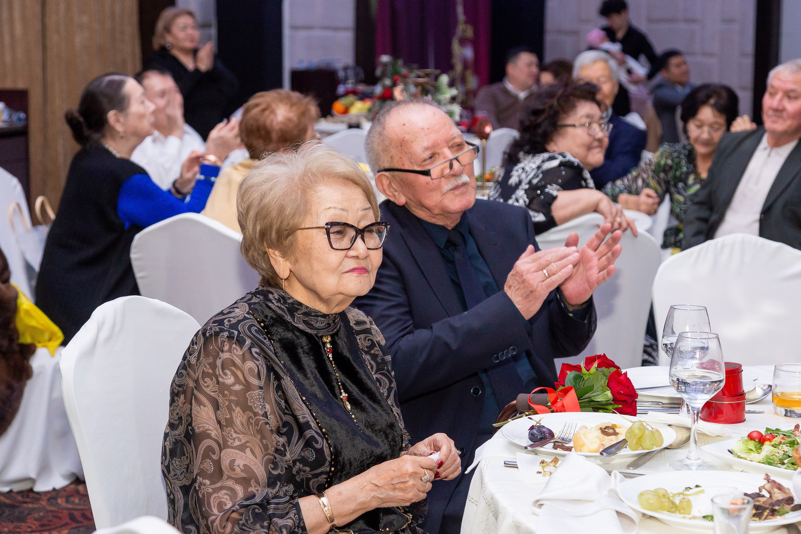 Айша Юбилей 80 лет. Свадебный фотограф в Алматы Айгерим Верба