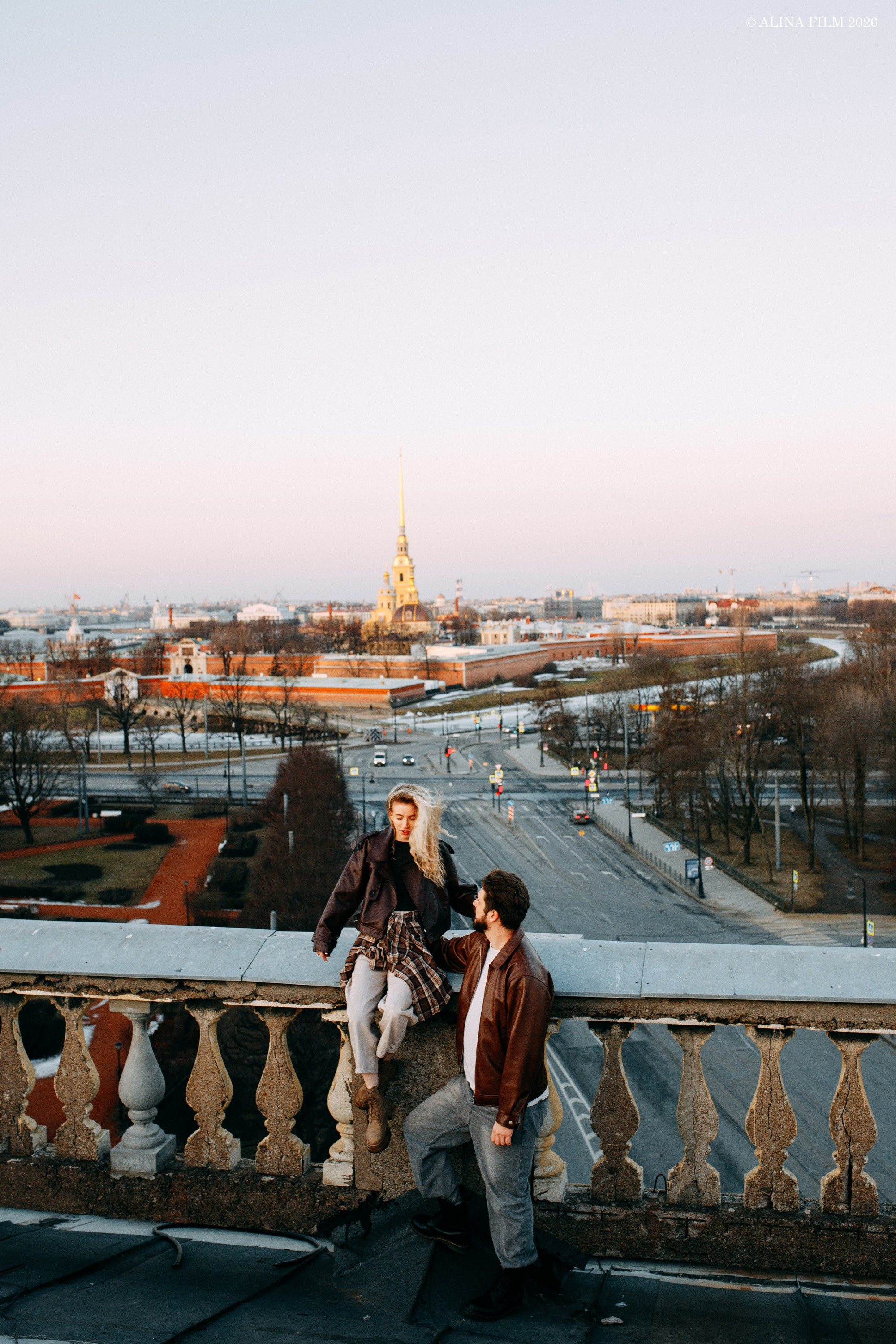 Фотосессия на крыше у Петропавловской крепости. Фотограф в Санкт-Петербурге Alina Film