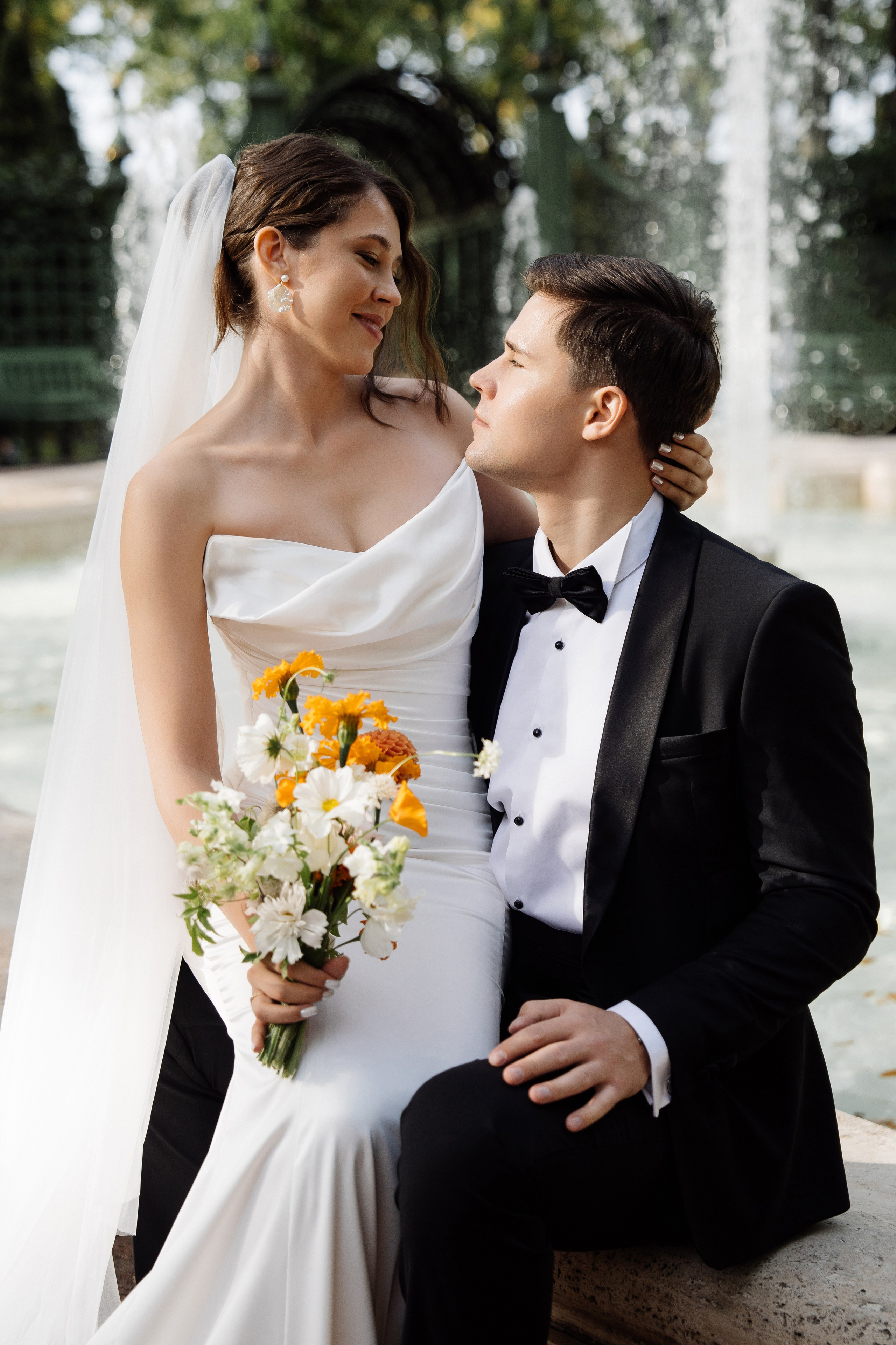 Оранжевая свадьба в гребешках. Свадебный фотограф организатор в Санкт-Петербурге Ассоль Опарина