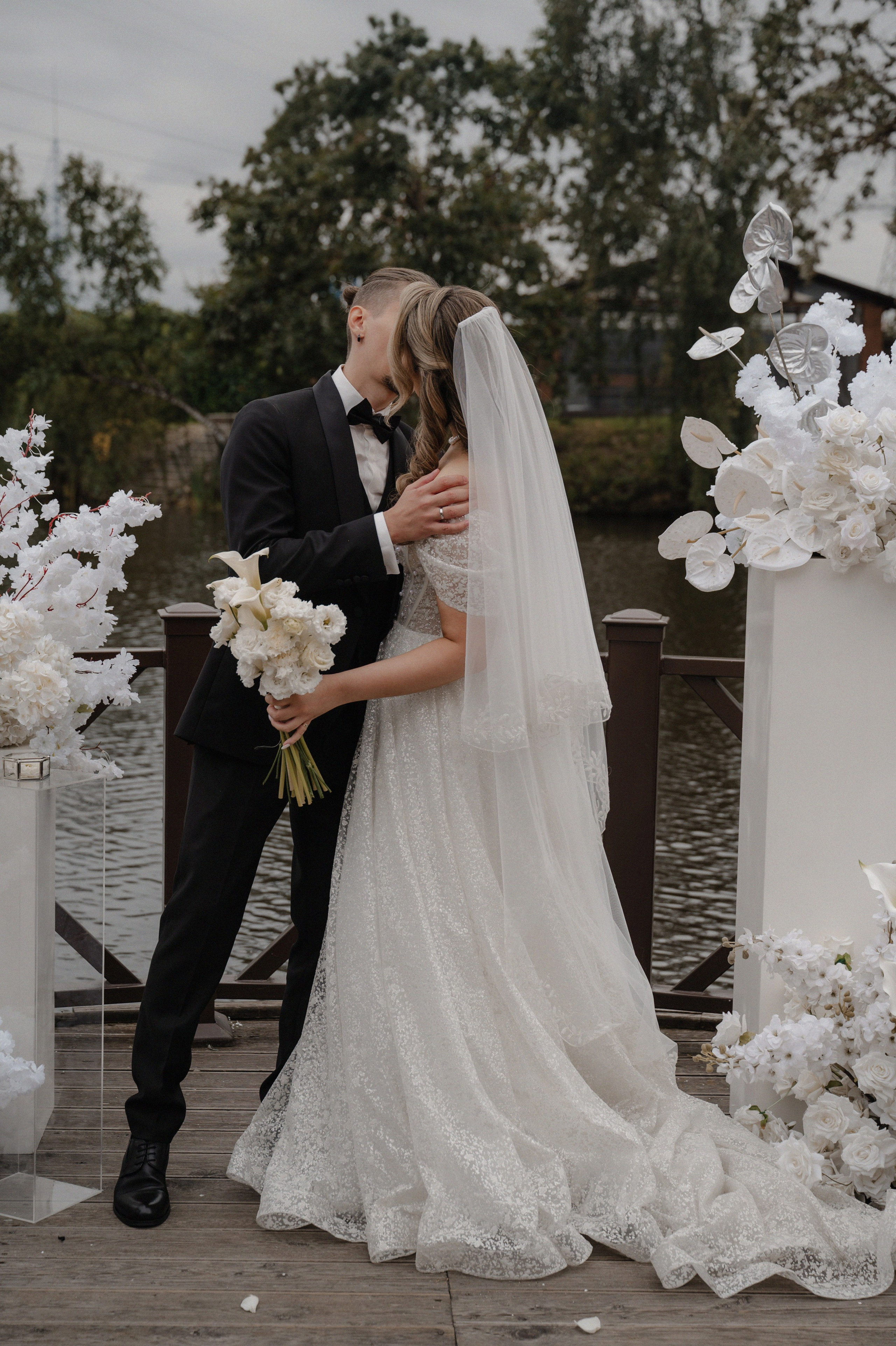 Николь и Артем Теплица парк. Свадебный фотограф Раменское-Москва
