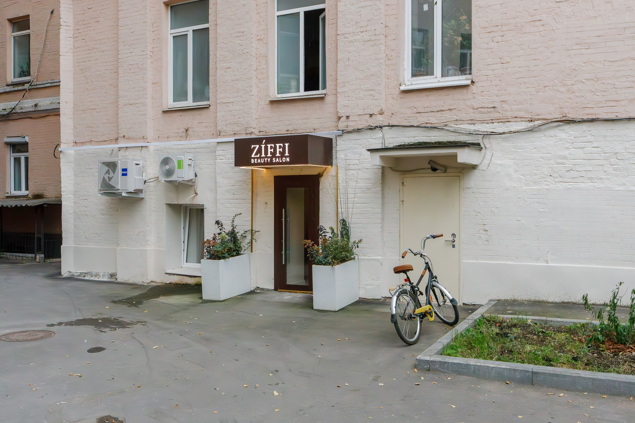 Интерьерная съемка салона красоты. Интерьерный фотограф в Москве Роман Потапов