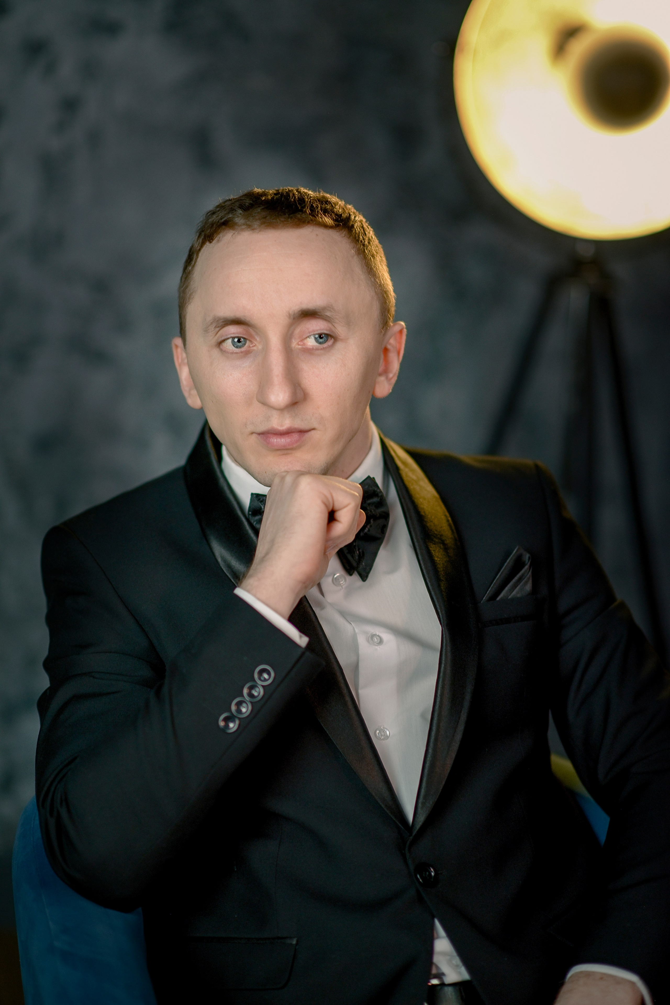 МУЖСКОЙ ПОРТРЕТ. Фотограф Юлия Антушева