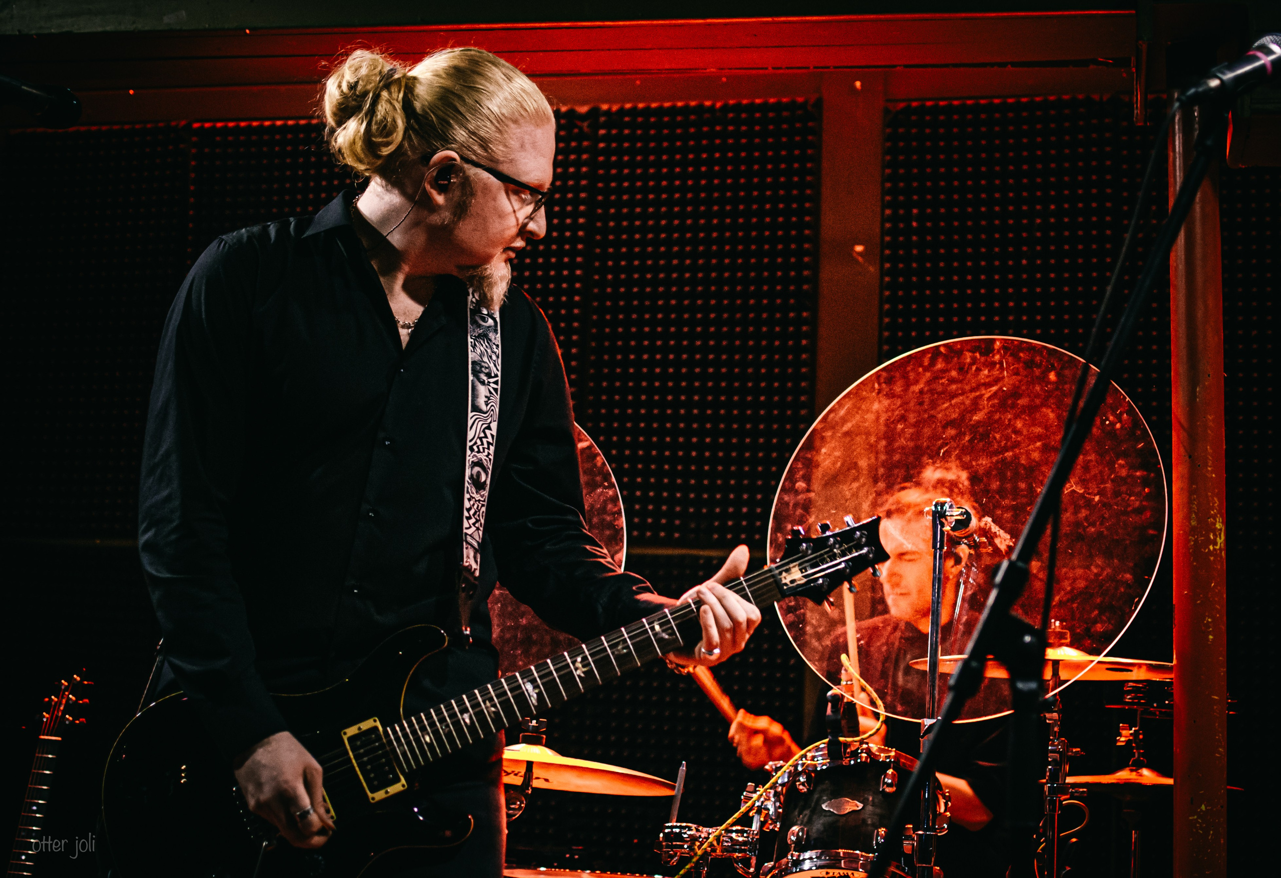 Голова Муэссы | Китайский лётчик Джао Да. Концертный репортёр Валерия Сафина