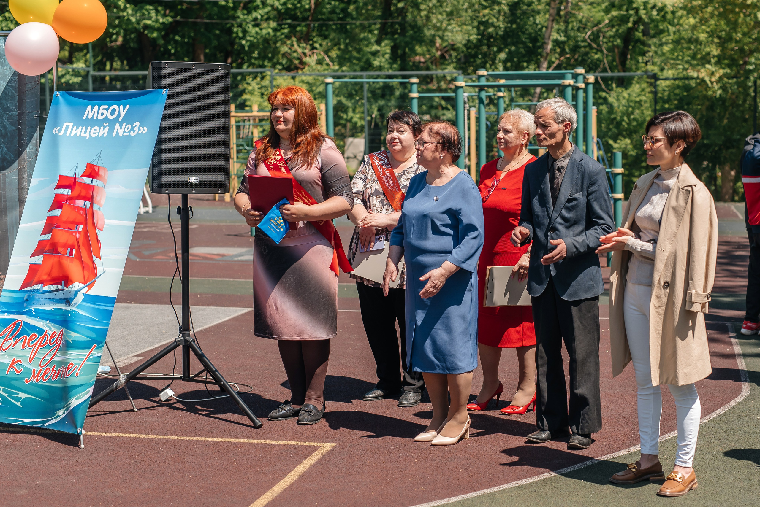 Последний звонок Лицей № 3. Свадебный фотограф Елена Рякина