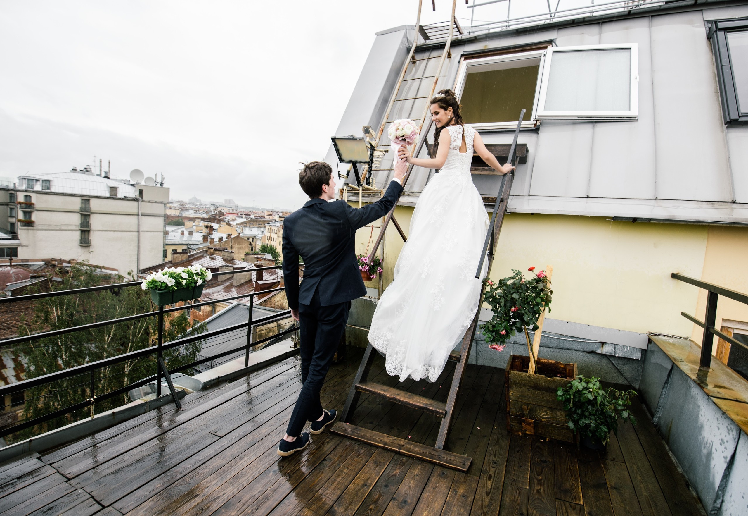 Романтическая прогулка свадебного дня Даши и Влада 11.08.16. Свадебный и семейный фотограф в Санкт-Петербурге Исупова Юлия