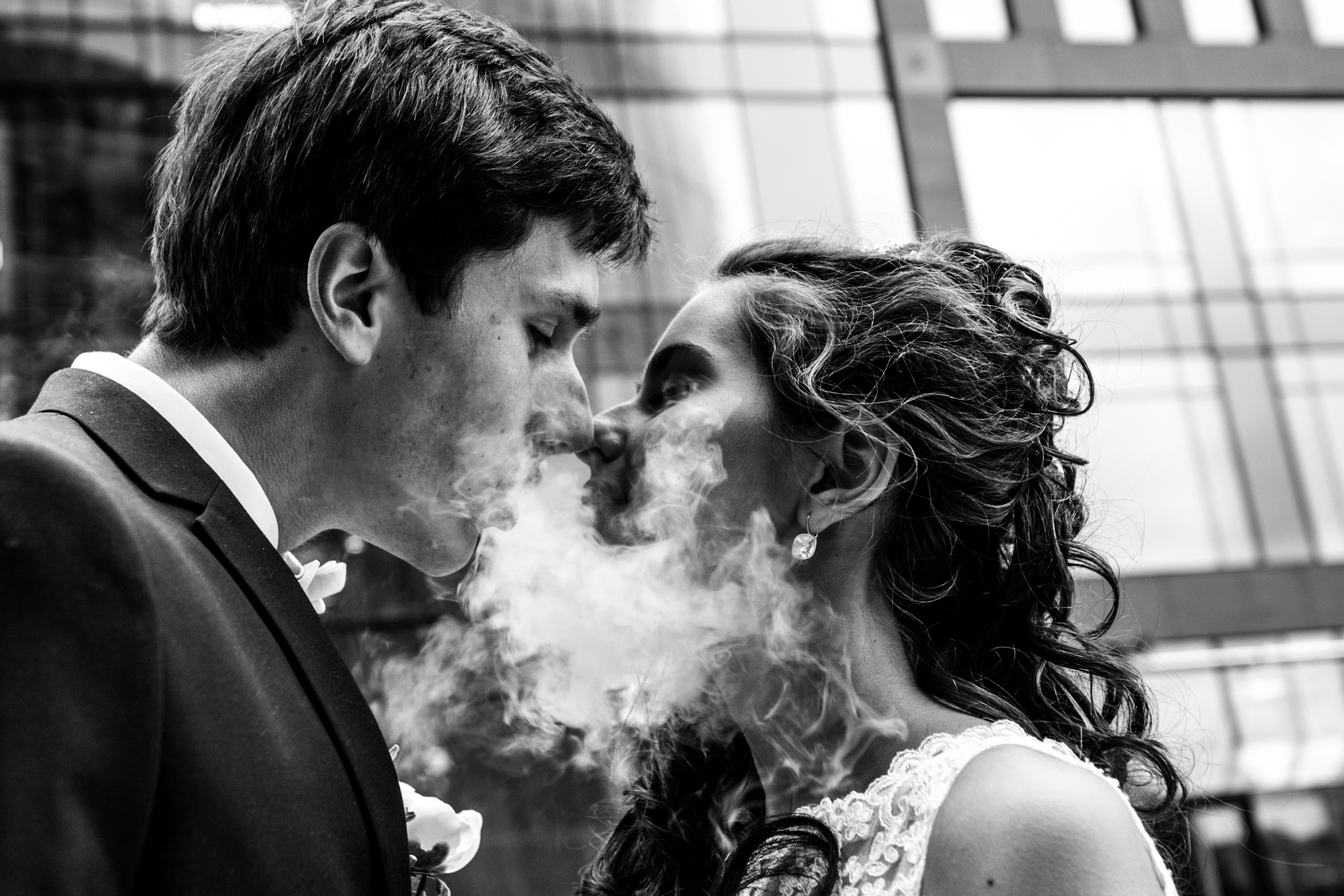 Романтическая прогулка свадебного дня Даши и Влада 11.08.16. Свадебный и семейный фотограф в Санкт-Петербурге Исупова Юлия