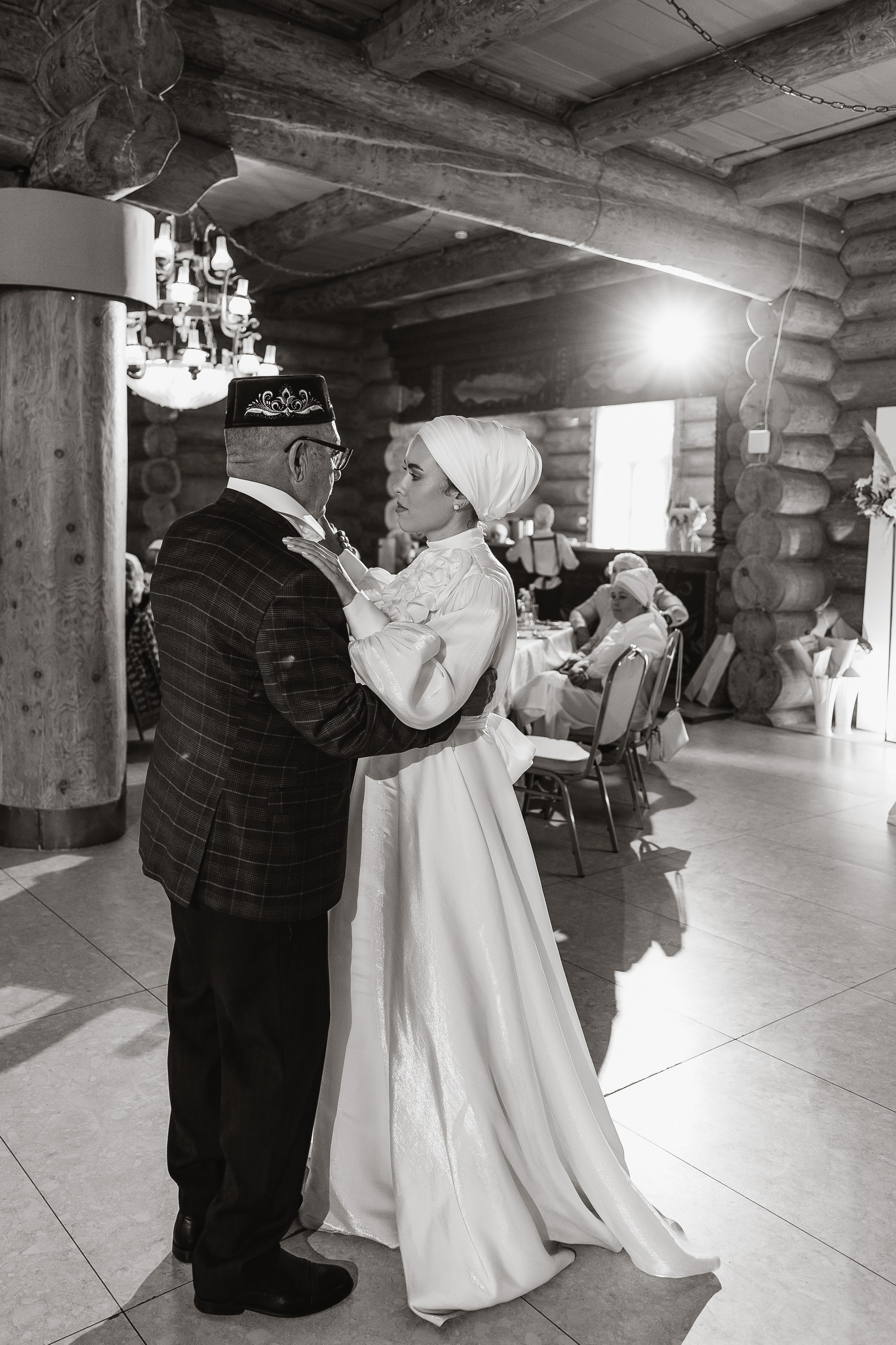 танец невесты с отцом, никах в Туган Авылым, свадебный фотограф Казань