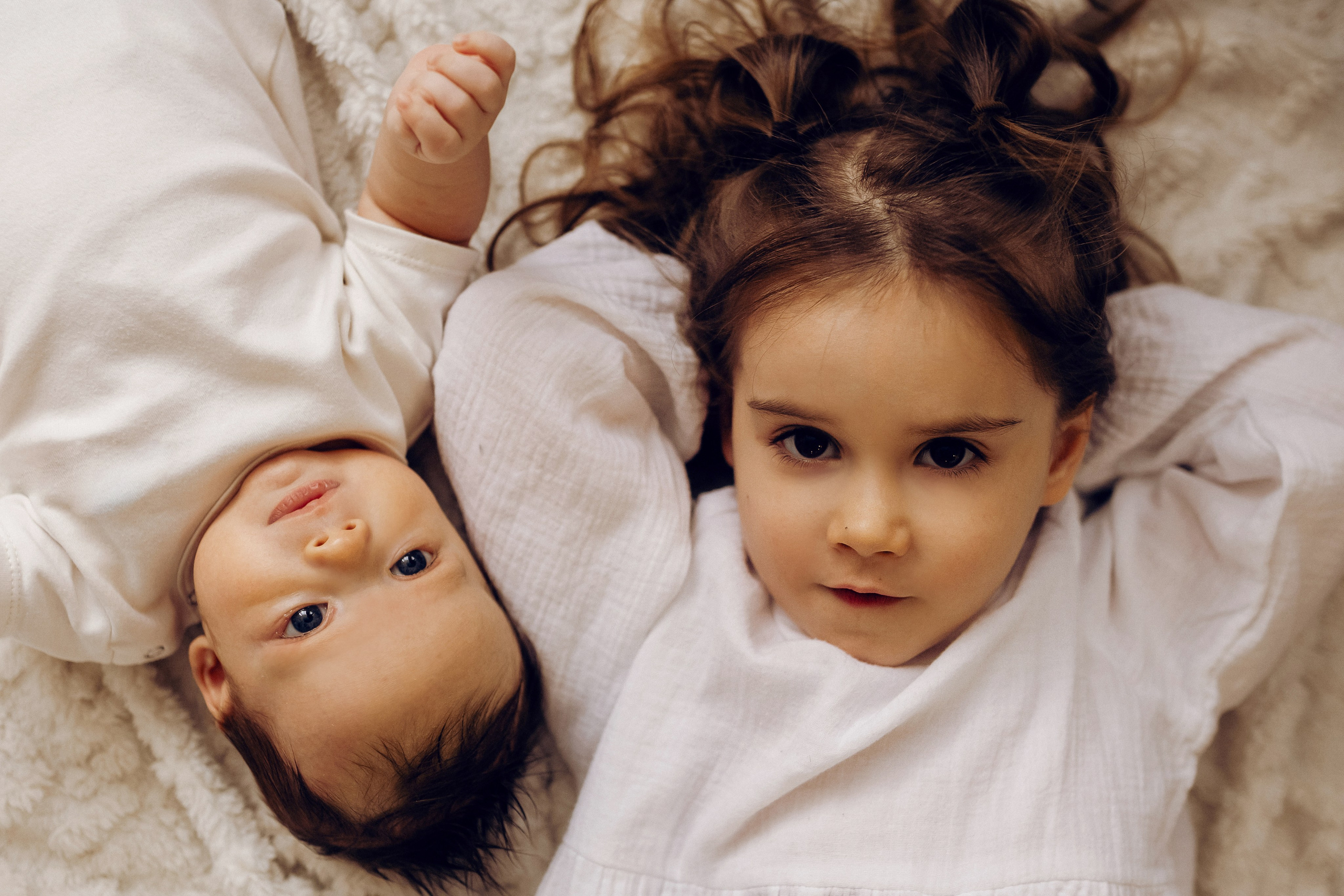 Семейная фотосессия дома с двумя детьми Самара. Семейный фотограф в Самаре Елена Ефимова