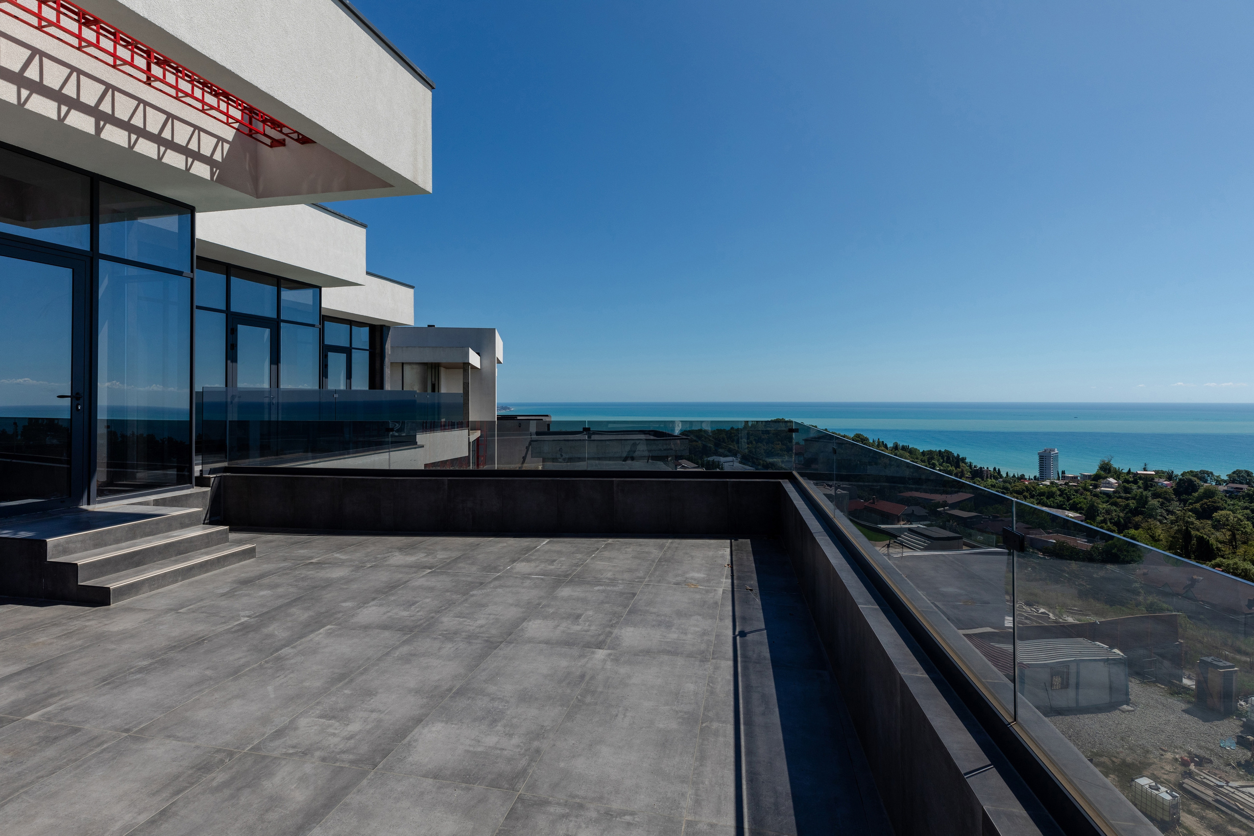 Архитектурная фотосъемка загородного дома с видом на море, Сочи. Интерьерный фотограф в Сочи Владислав Нагин