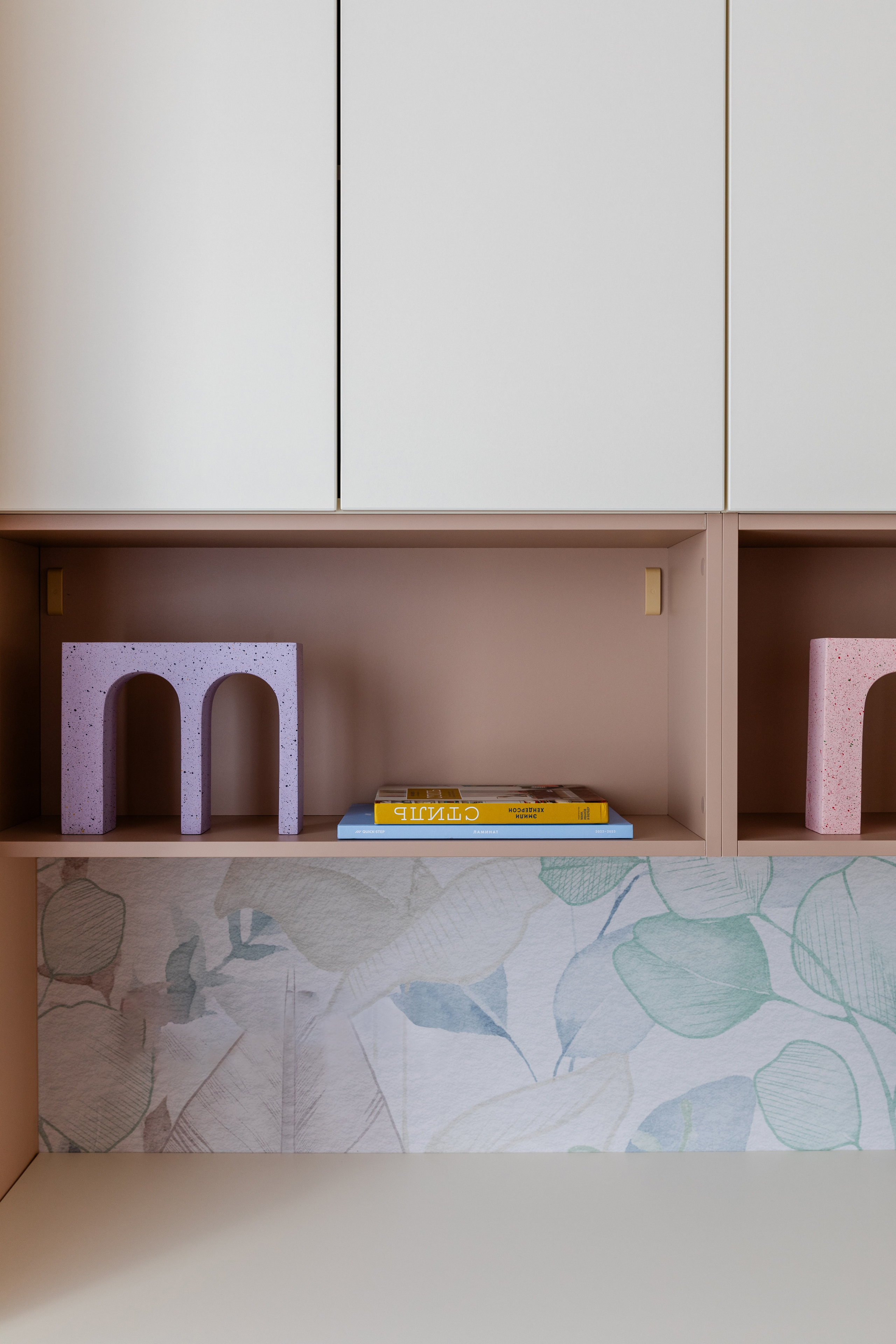 Дизайн проект Ирины Кацер @artel_design_sochi Публикация в журнале «HIHOME». Интерьерный фотограф в Сочи Владислав Нагин