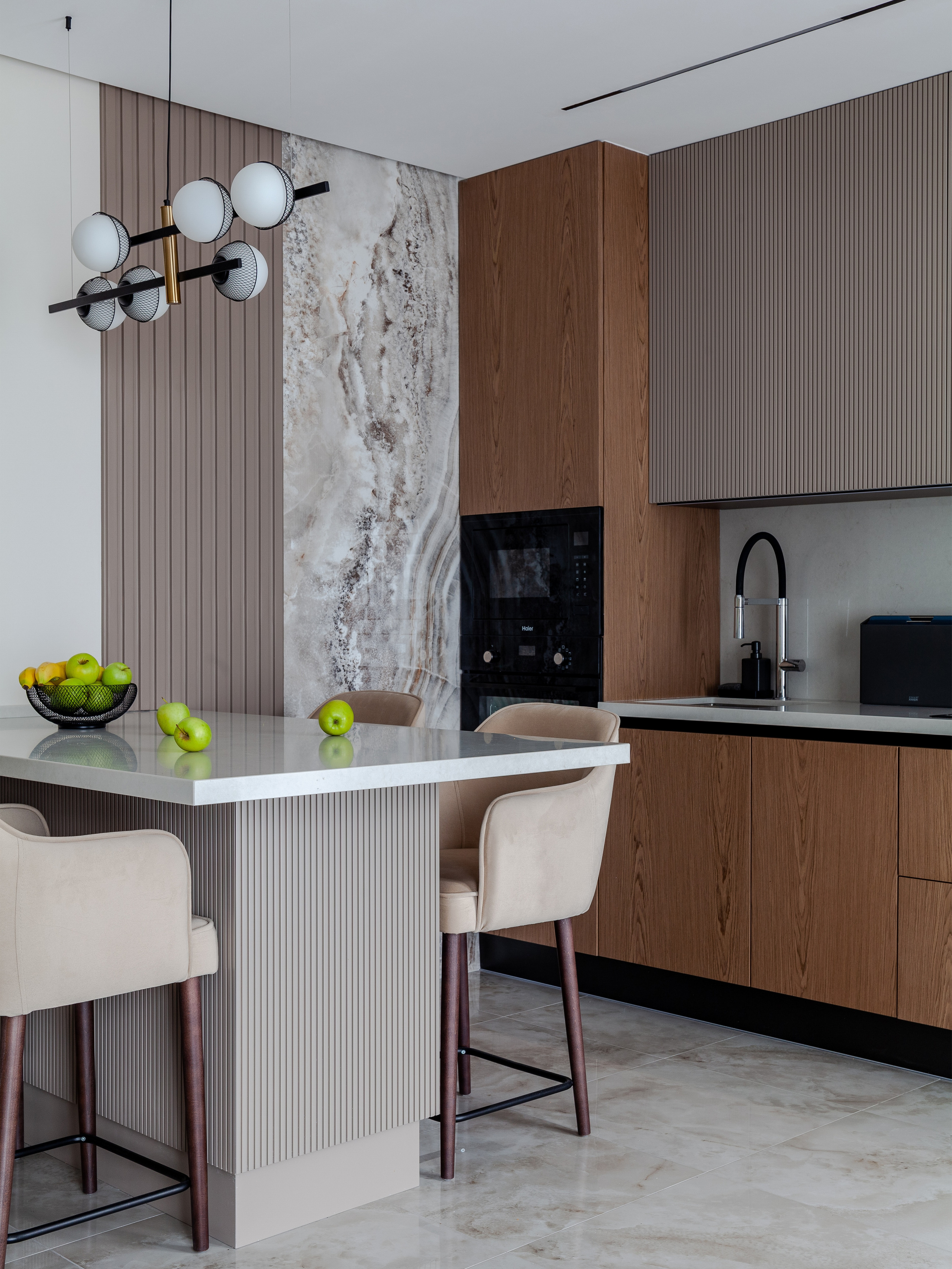 Интерьерная фотосъемка в ЖК «Альпийский Квартал» по проекту @kd_design_sochi. Интерьерный фотограф Москва