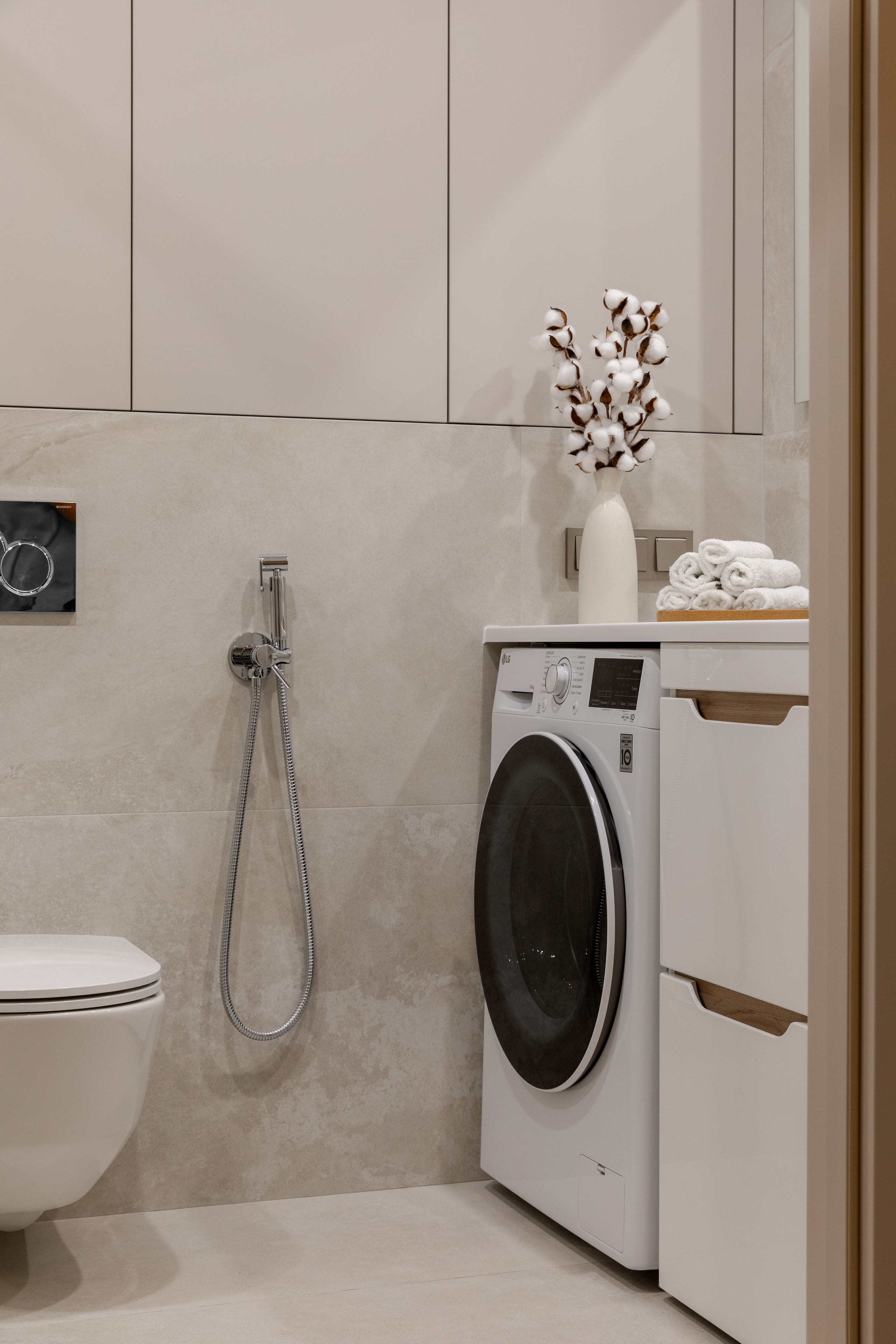 Интерьерная фотосъемка квартиры в ЖК «Морская Симфония», дизайн проект @kd_design_sochi. Интерьерный фотограф в Сочи Владислав Нагин