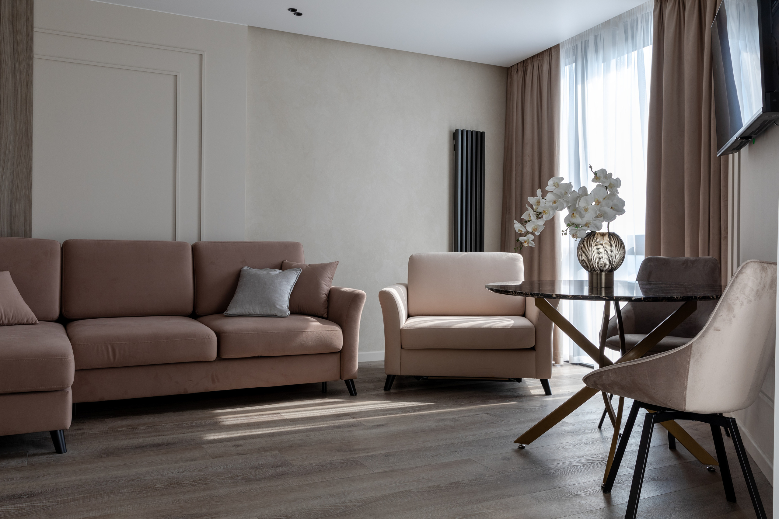 Интерьерная фотосъемка квартиры в ЖК «Морская Симфония», дизайн проект @kd_design_sochi. Интерьерный фотограф в Сочи Владислав Нагин