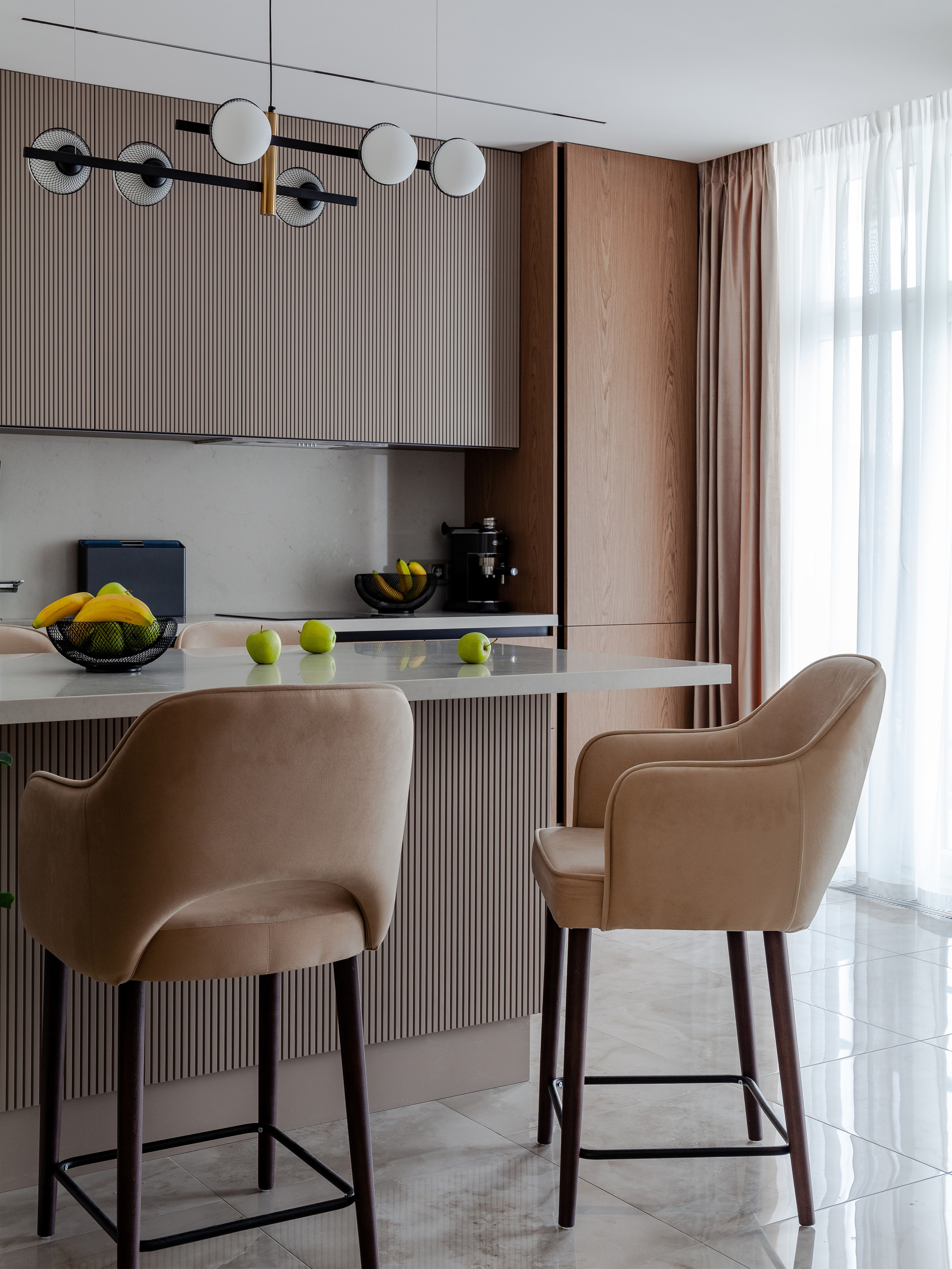 Интерьерная фотосъемка в ЖК «Альпийский Квартал» по проекту @kd_design_sochi. Интерьерный фотограф Москва