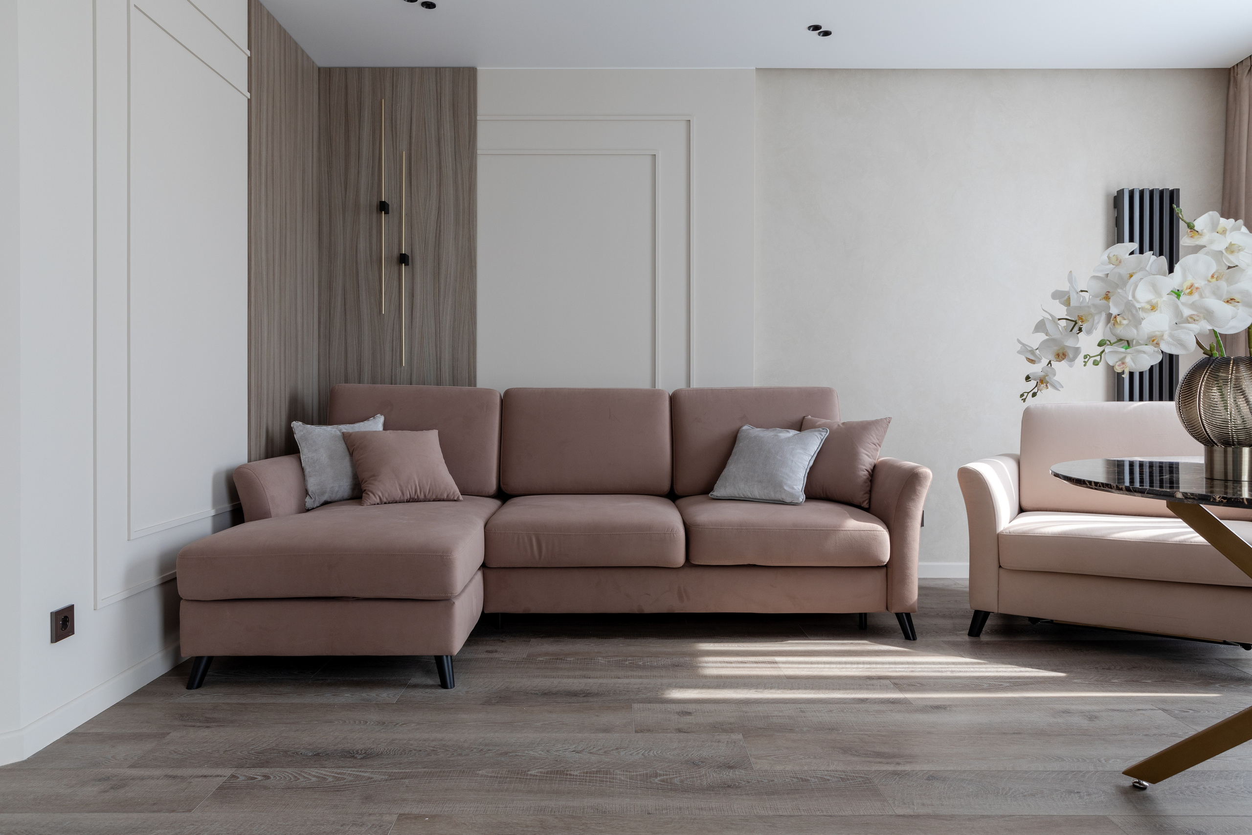 Интерьерная фотосъемка квартиры в ЖК «Морская Симфония», дизайн проект @kd_design_sochi. Интерьерный фотограф в Сочи Владислав Нагин