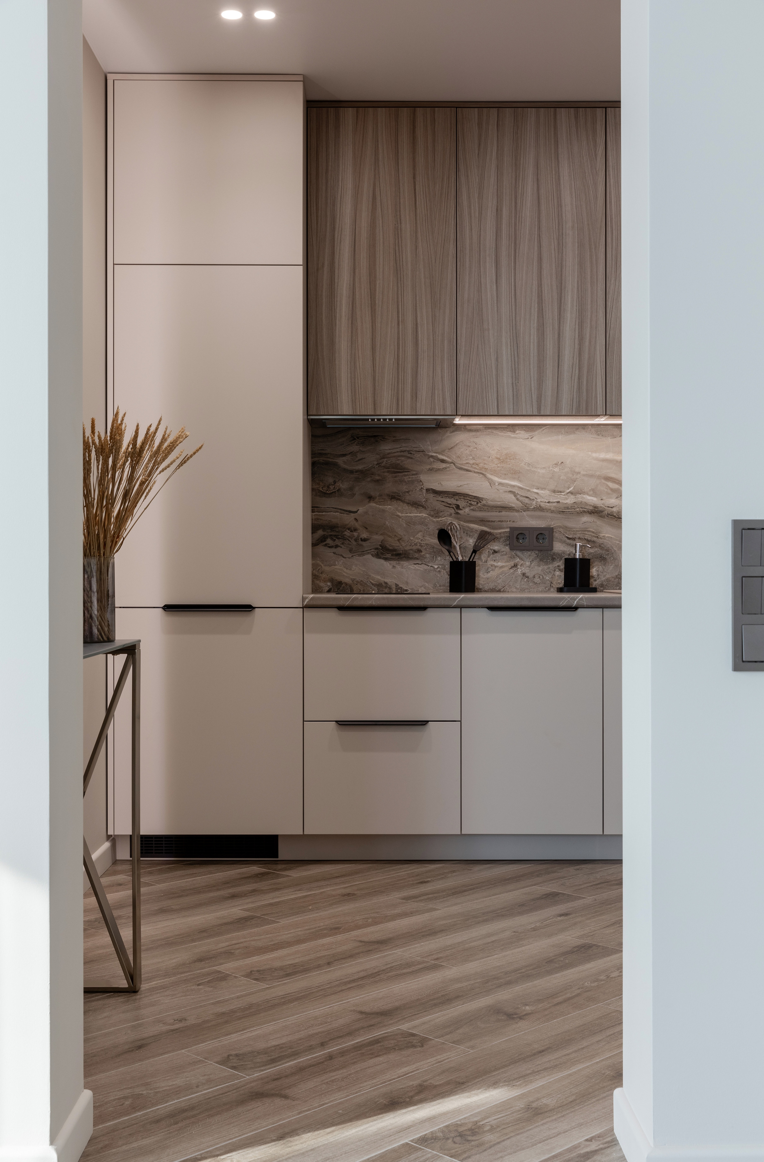 Интерьерная фотосъемка квартиры в ЖК «Морская Симфония», дизайн проект @kd_design_sochi. Интерьерный фотограф в Сочи Владислав Нагин