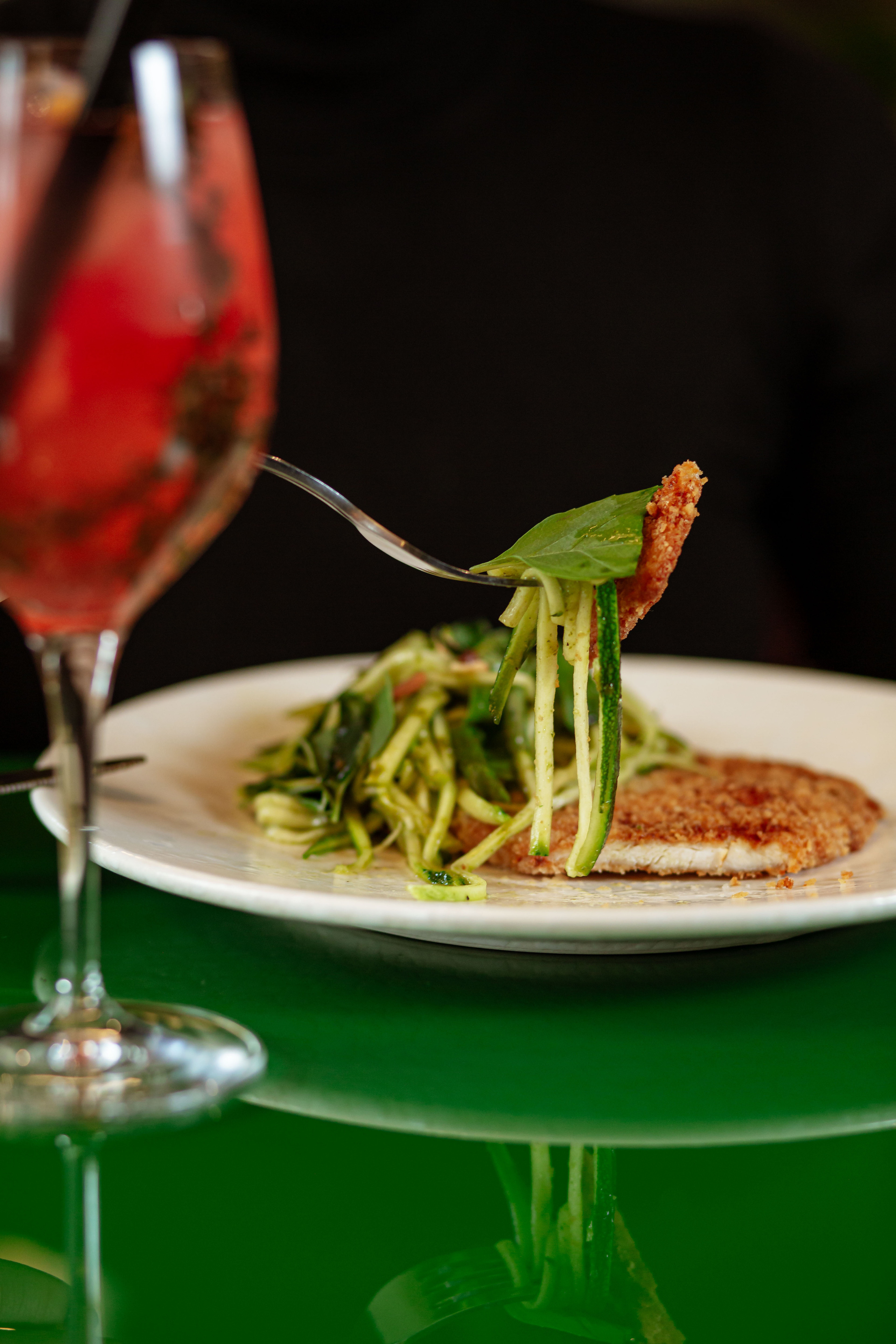 Фотограф Москва — найти фотографа в Москве для съемки в ресторан